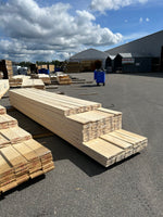 Paket Finsågade Brädor 22x195mm, 129st 4,20–5,40m (Andra sortering)