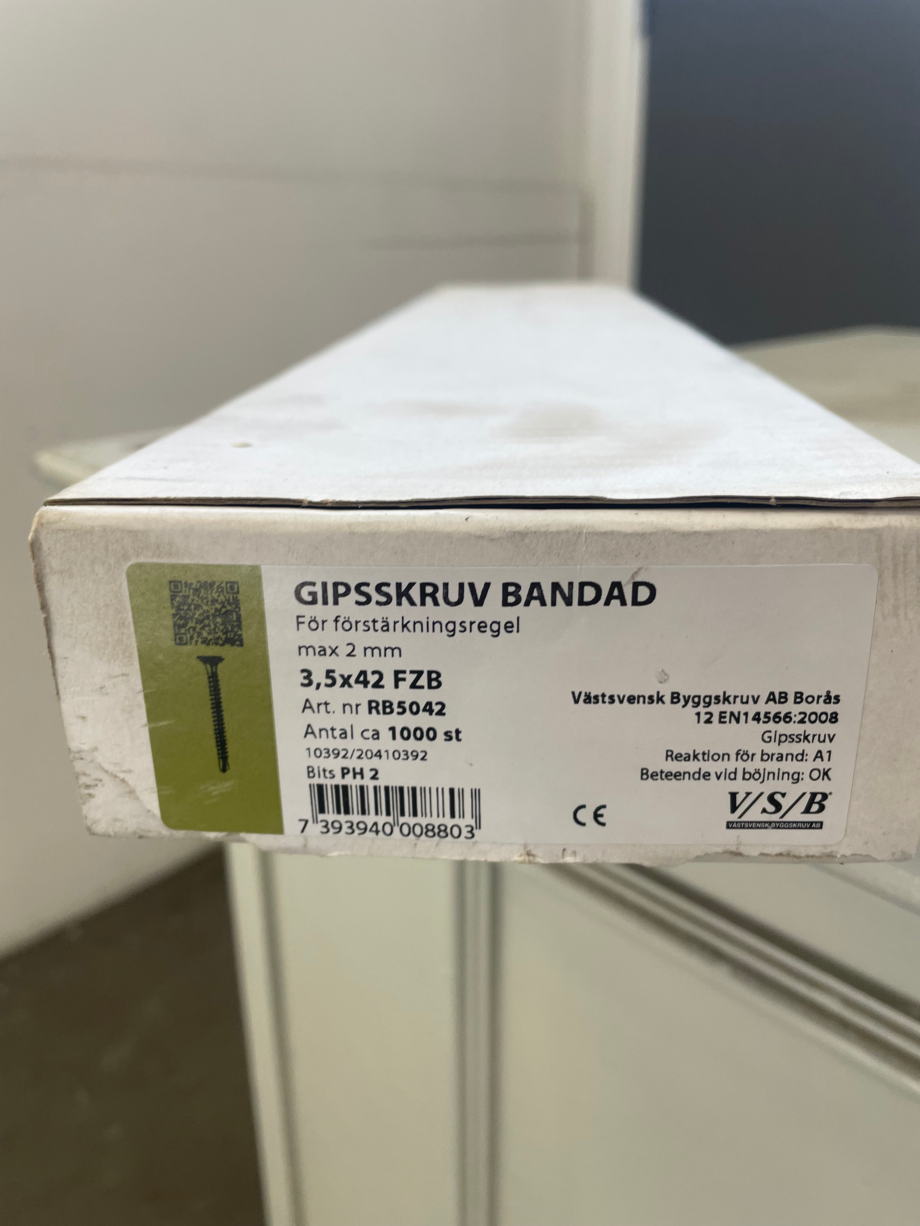 Gipsskruv bandad