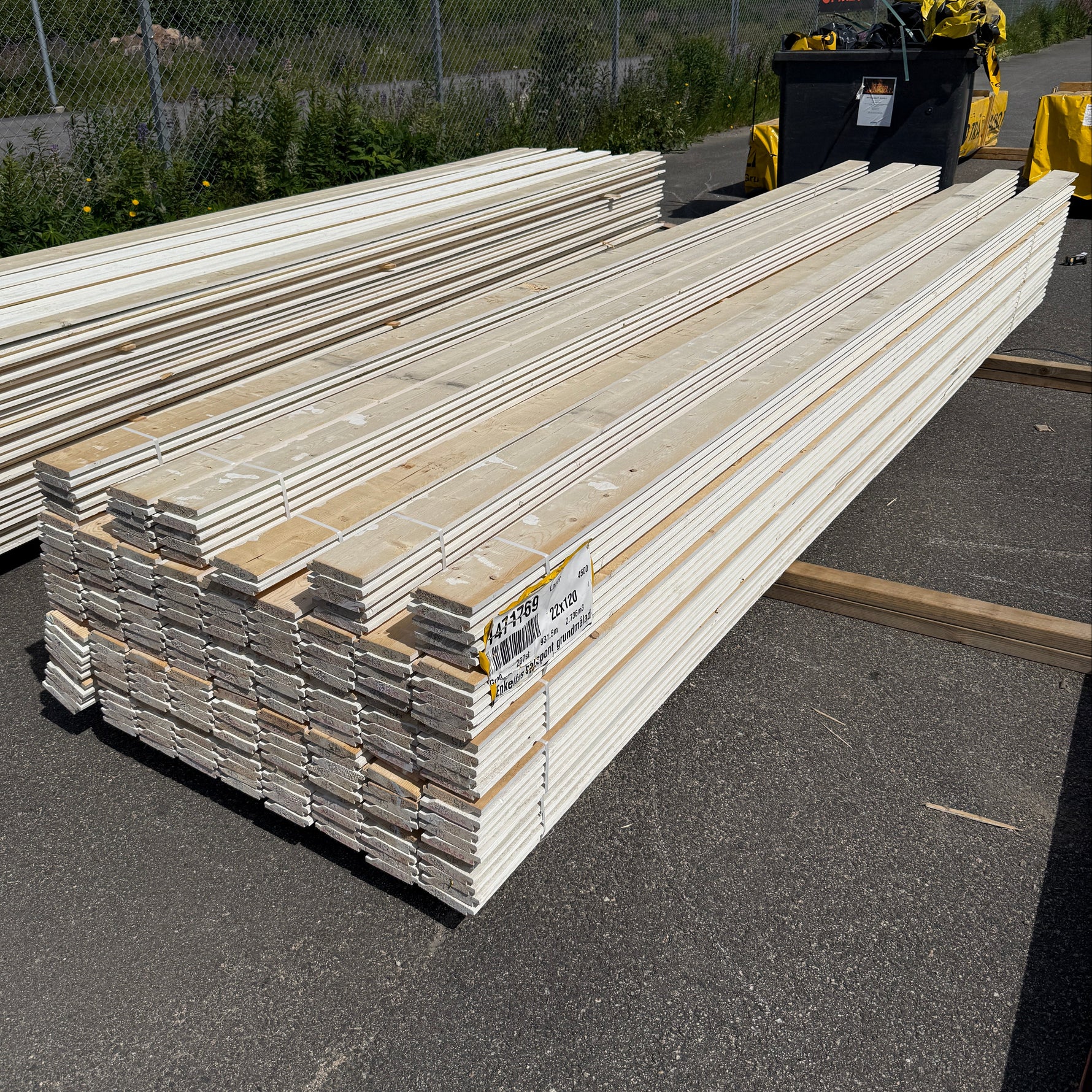 Paket Ytterpanel Enkelfas Halvspont 22x120mm, 207st 4.50m Grundmålad