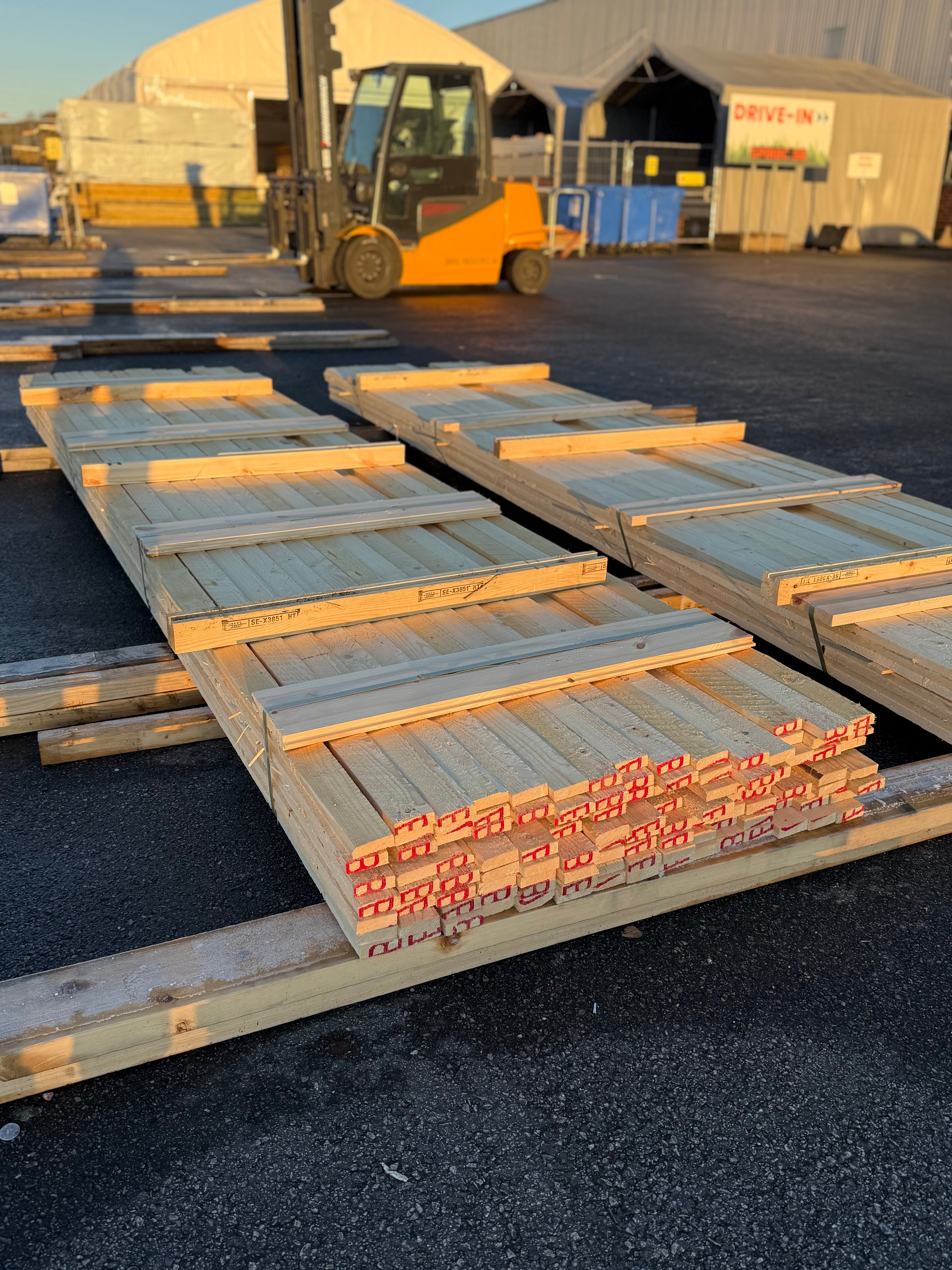 Paket Brädor 19x63mm – 119 st (4,20 m, gran, ohyvlad/råsågad)