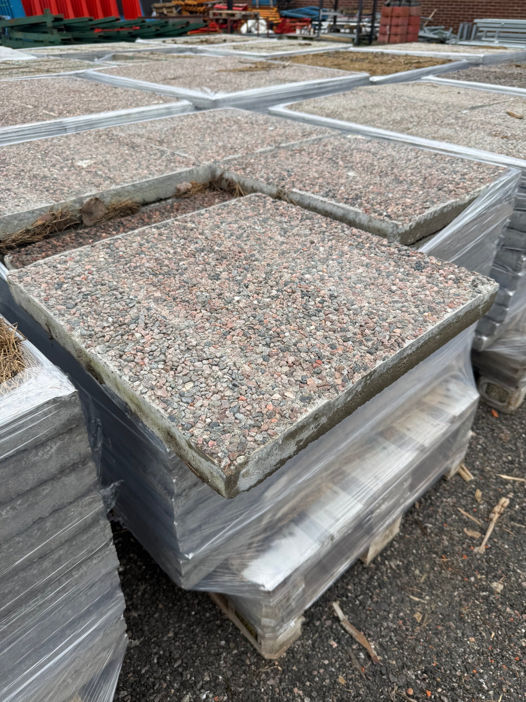 Frilagda Plattor 500x500x50mm – Natursingel (Säljs per styck)
