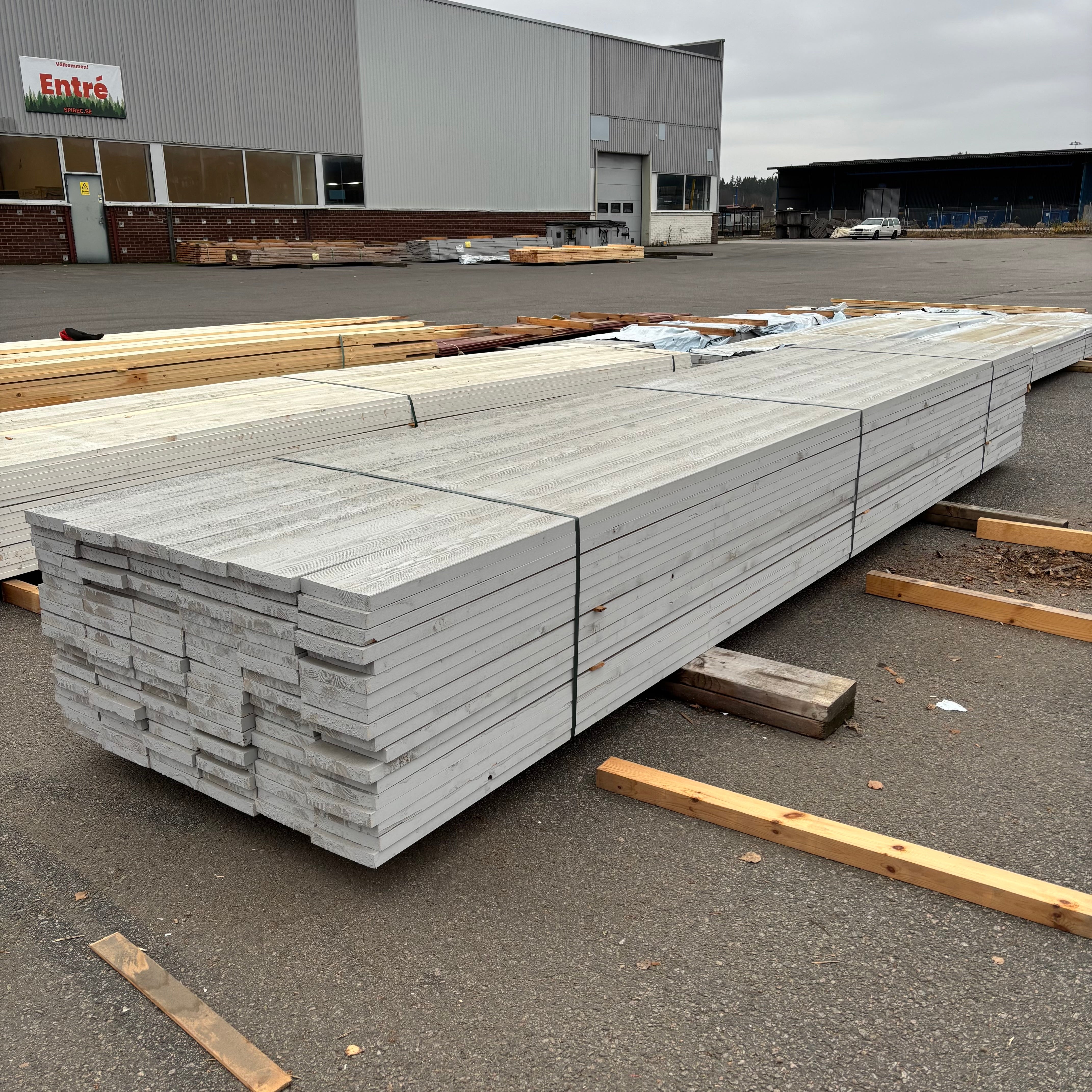 Paket Ytterpanel Finsågad 28x170mm – 108 st (4,80 m, Grå NCS S3000-N)