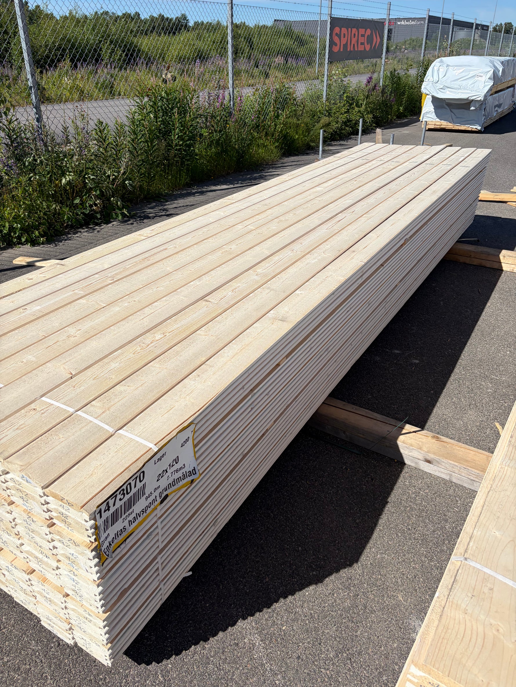 Paket Ytterpanel Enkelfas Halvspont 22x120mm, 225st 4.20m