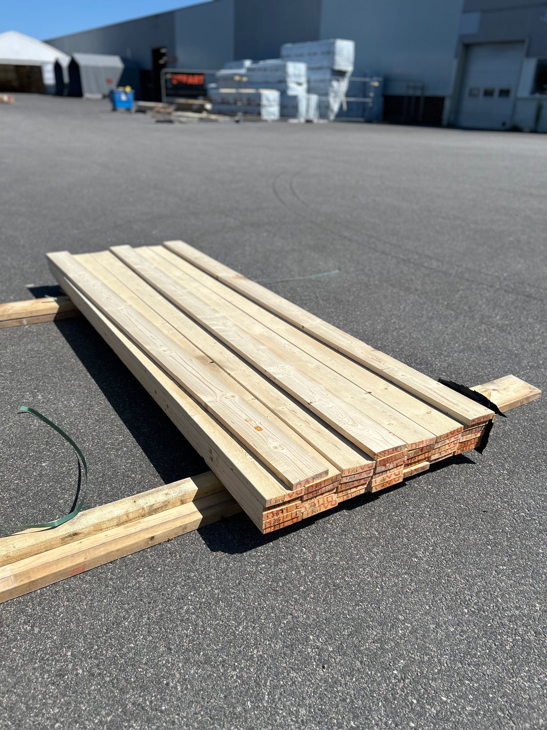 Paket Finsågade Brädor 28x145mm 3.0m 38st Obehandlade