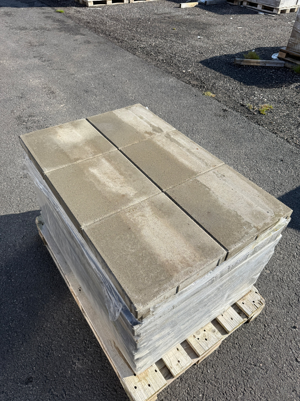 Marksten 50×350×350 mm – Klassisk Helplatta Naturgrå