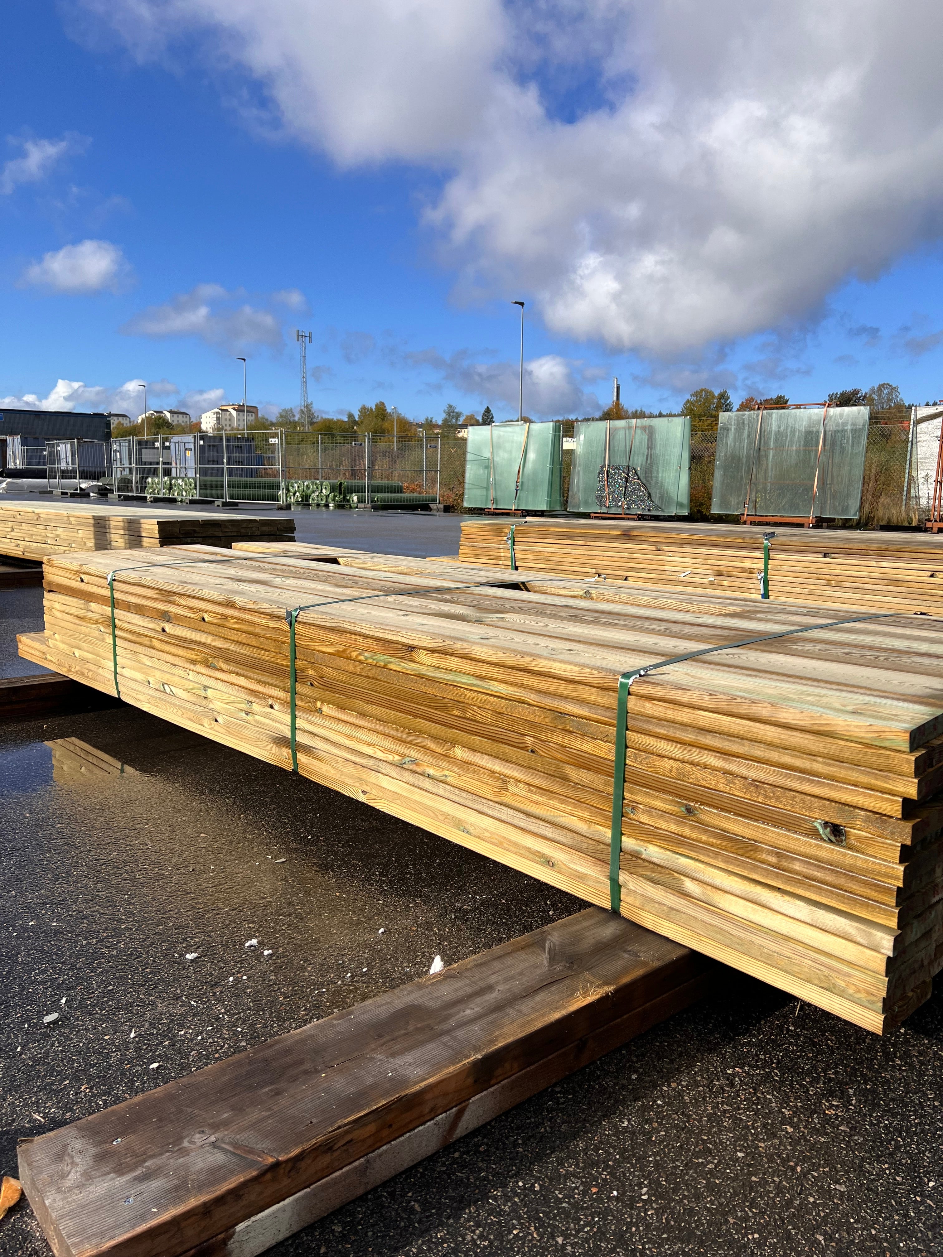 Paket Tryckimpregnerad Rillad Trall 27x145 – 97 st 3,0-3,30m (B-sortering)