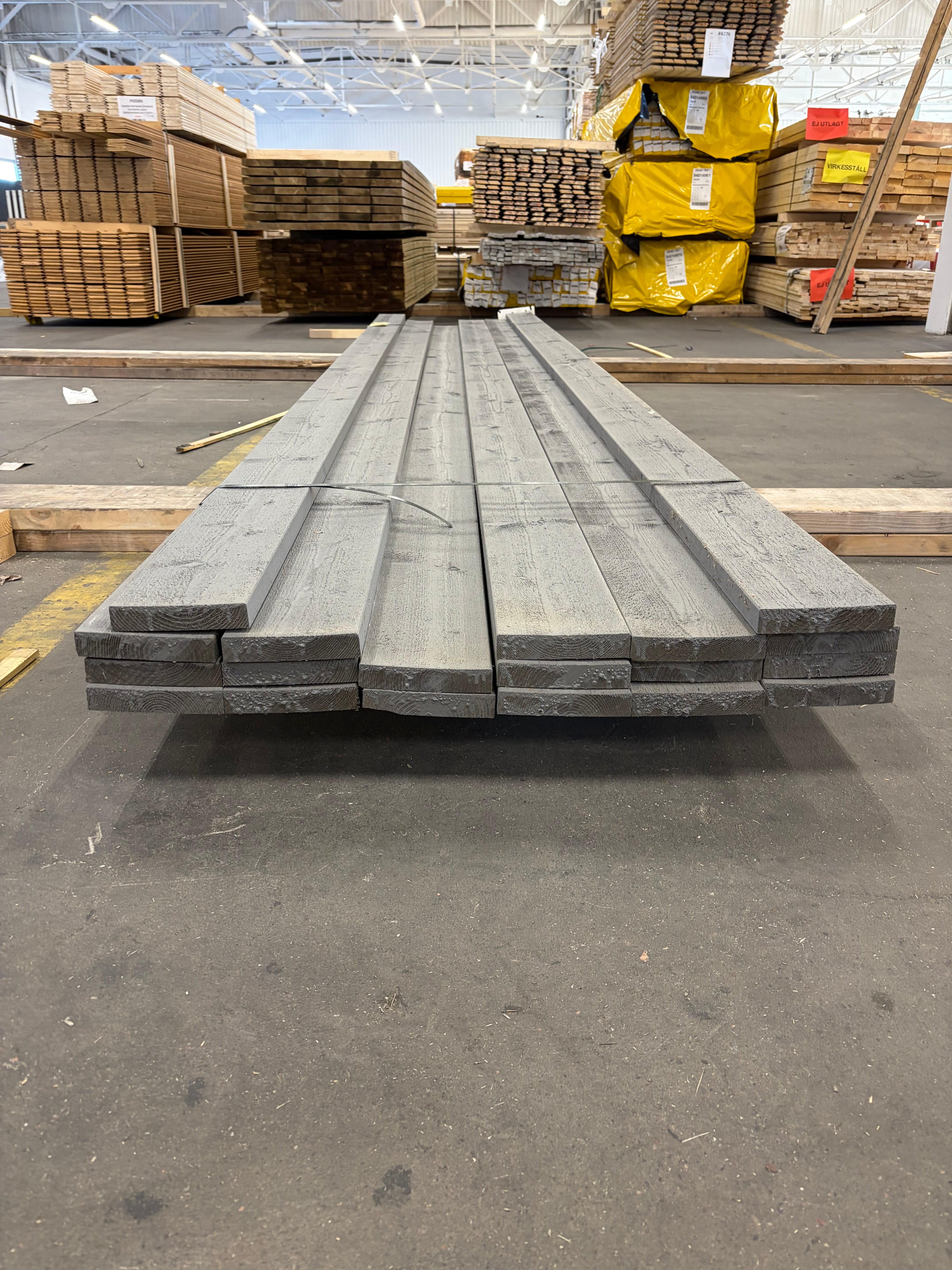 Paket Finsågad Bräda 28x145 mm – 19 st (4,80 m, Målad NCS S 6500-N)