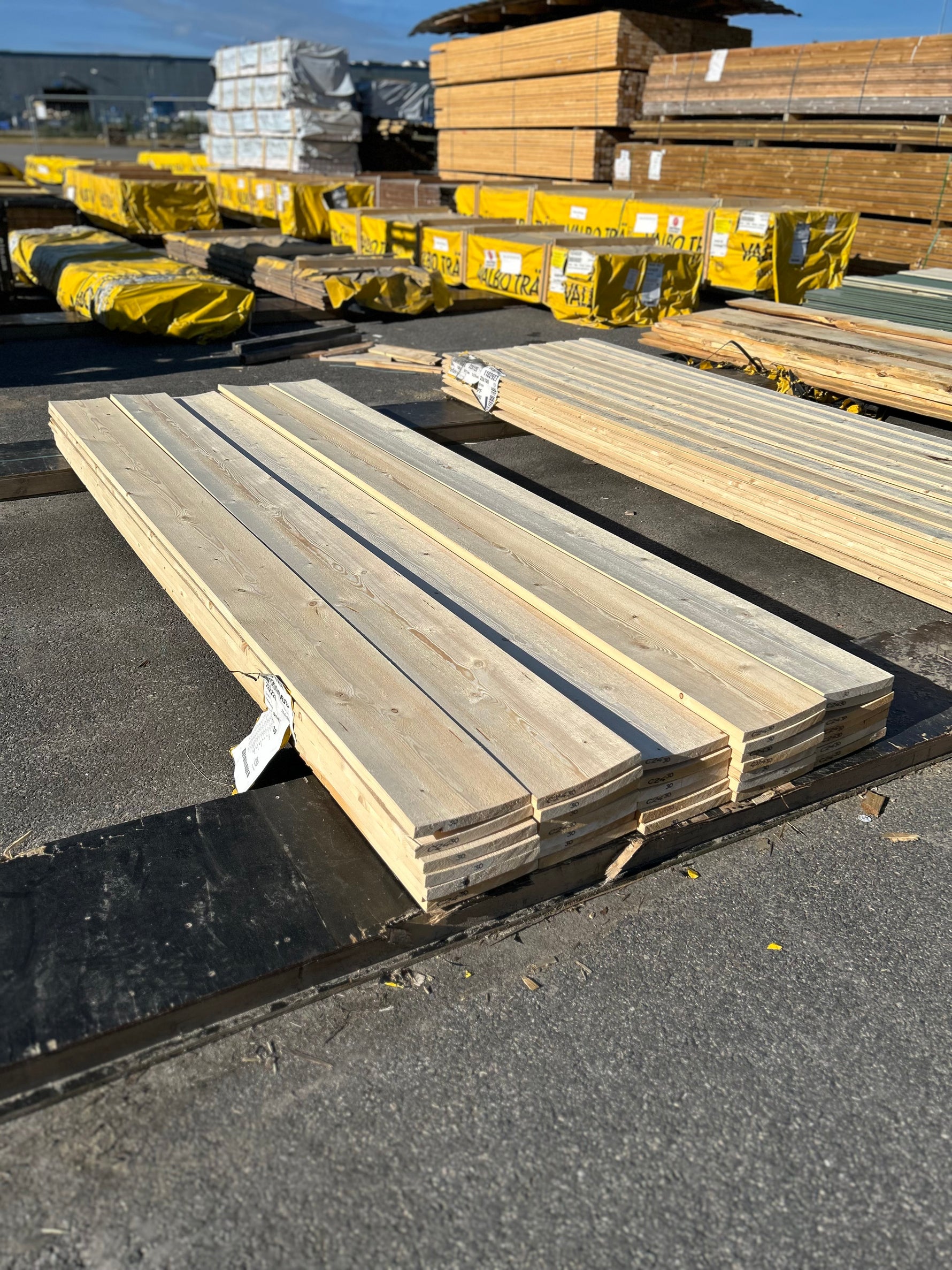 Paket Finsågade Brädor 22x220mm 3,00m 34st Obehandlade