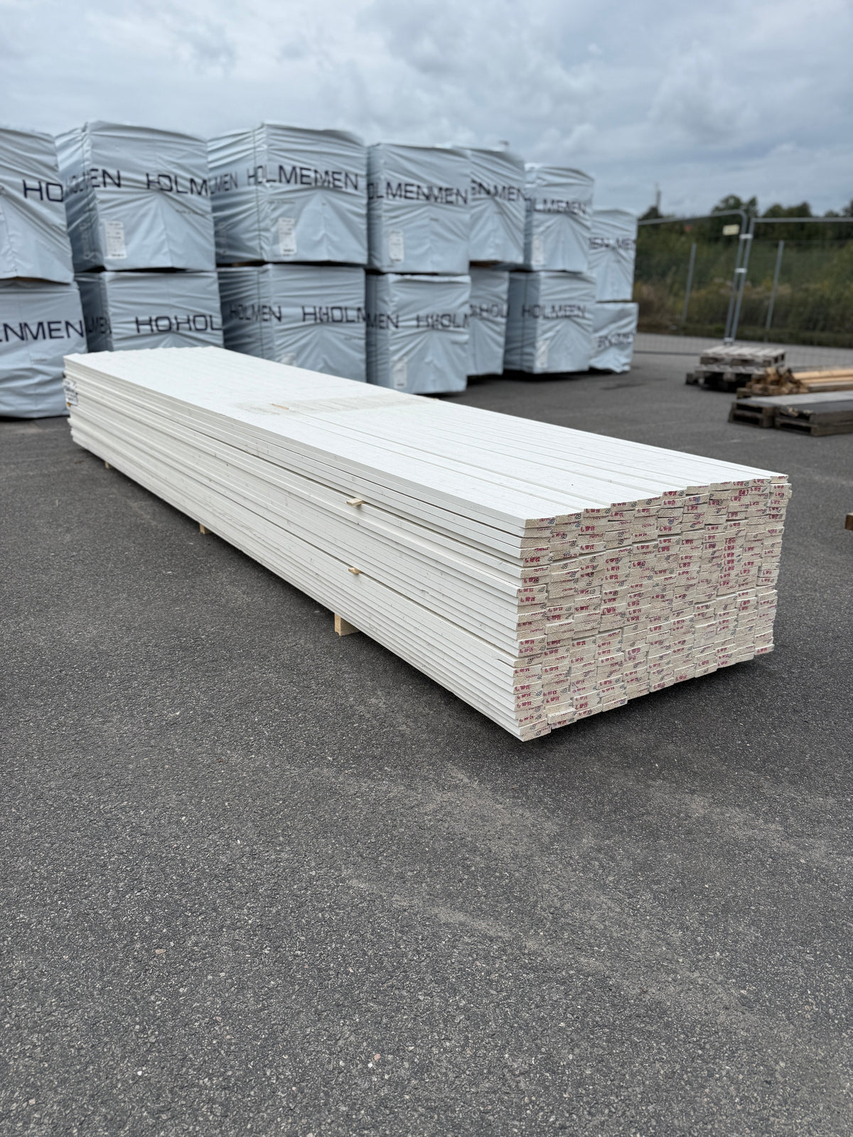 Paket Finsågade Brädor 22x95 mm – 4,80m 275st (Mellanstrukna)