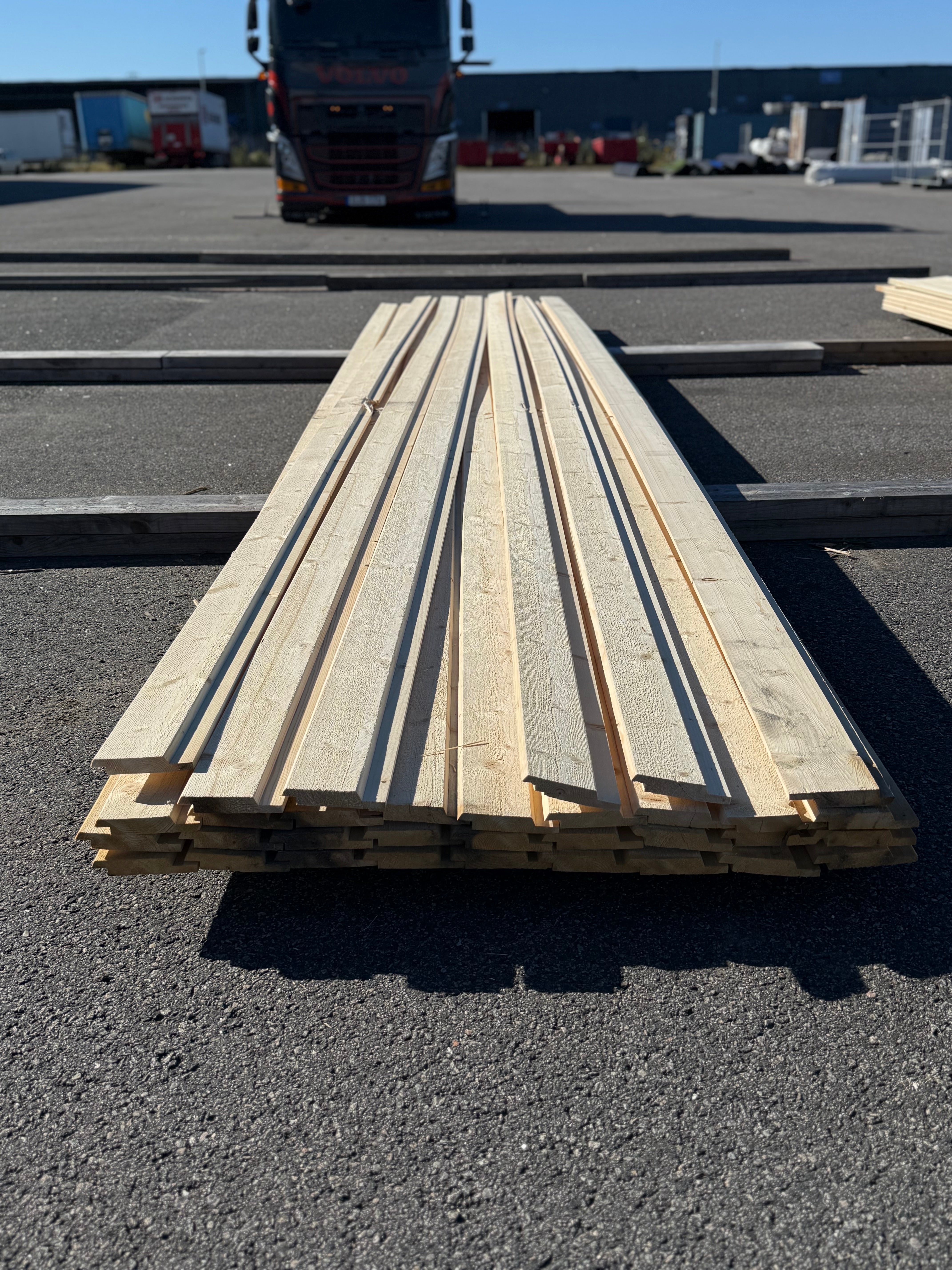 Paket Ytterpanel 22x120mm – 33 st (5,40 m, gran, obehandlad)