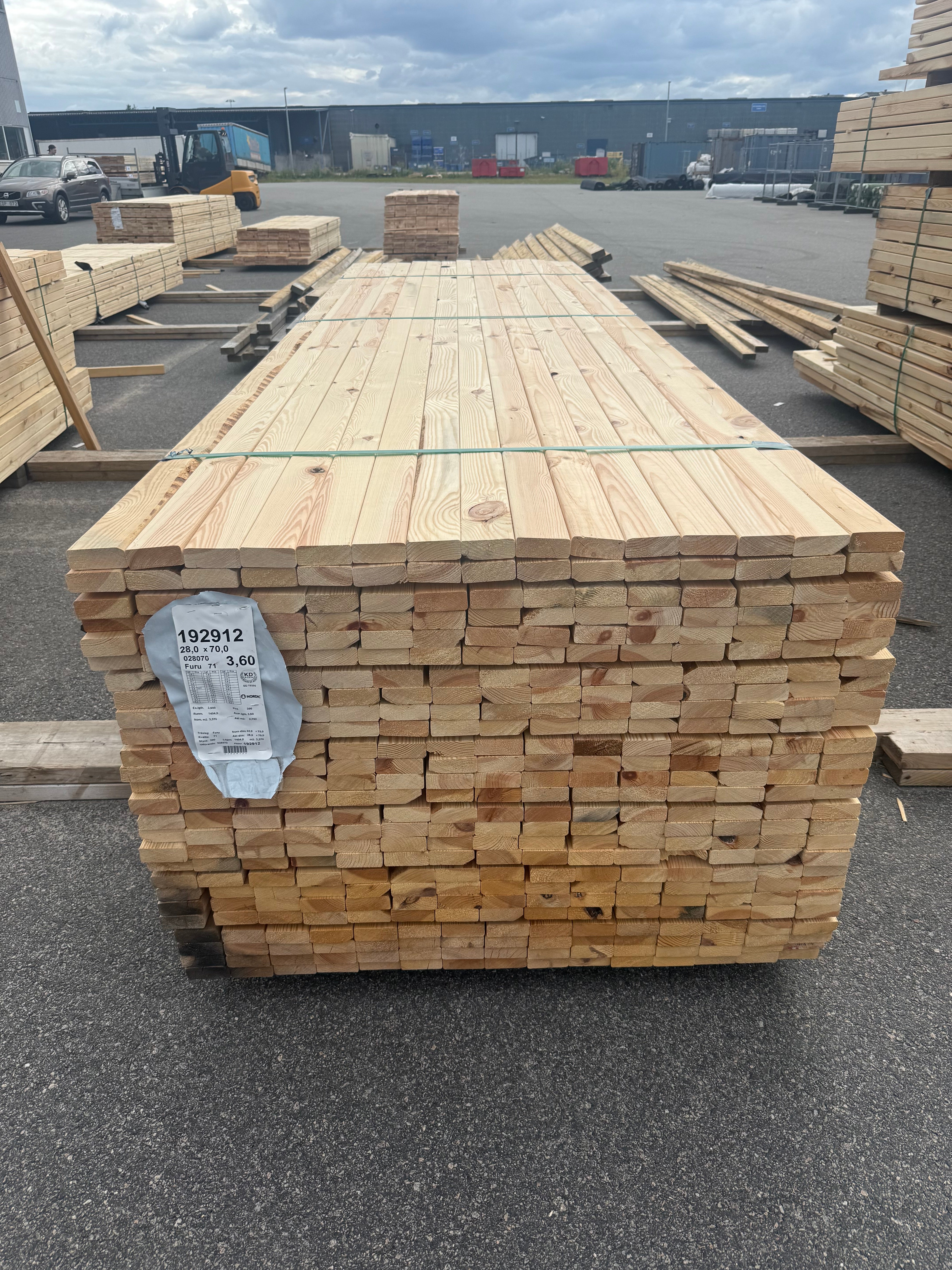 Glespanel 28x70 furu 3.60m