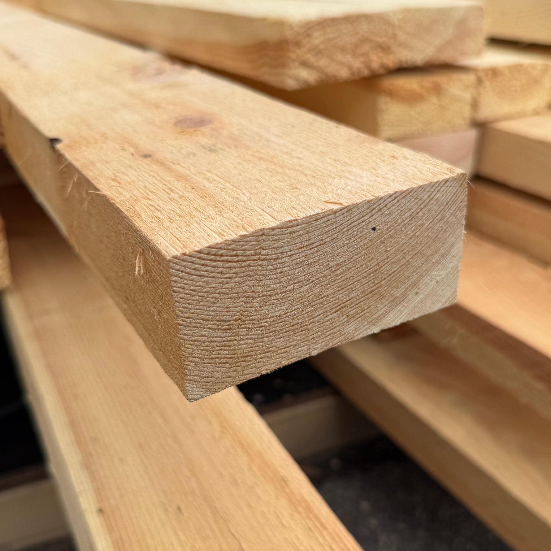 Paket Ohyvlade Reglar 47×100 mm – 70 st (2.70-3.90m)