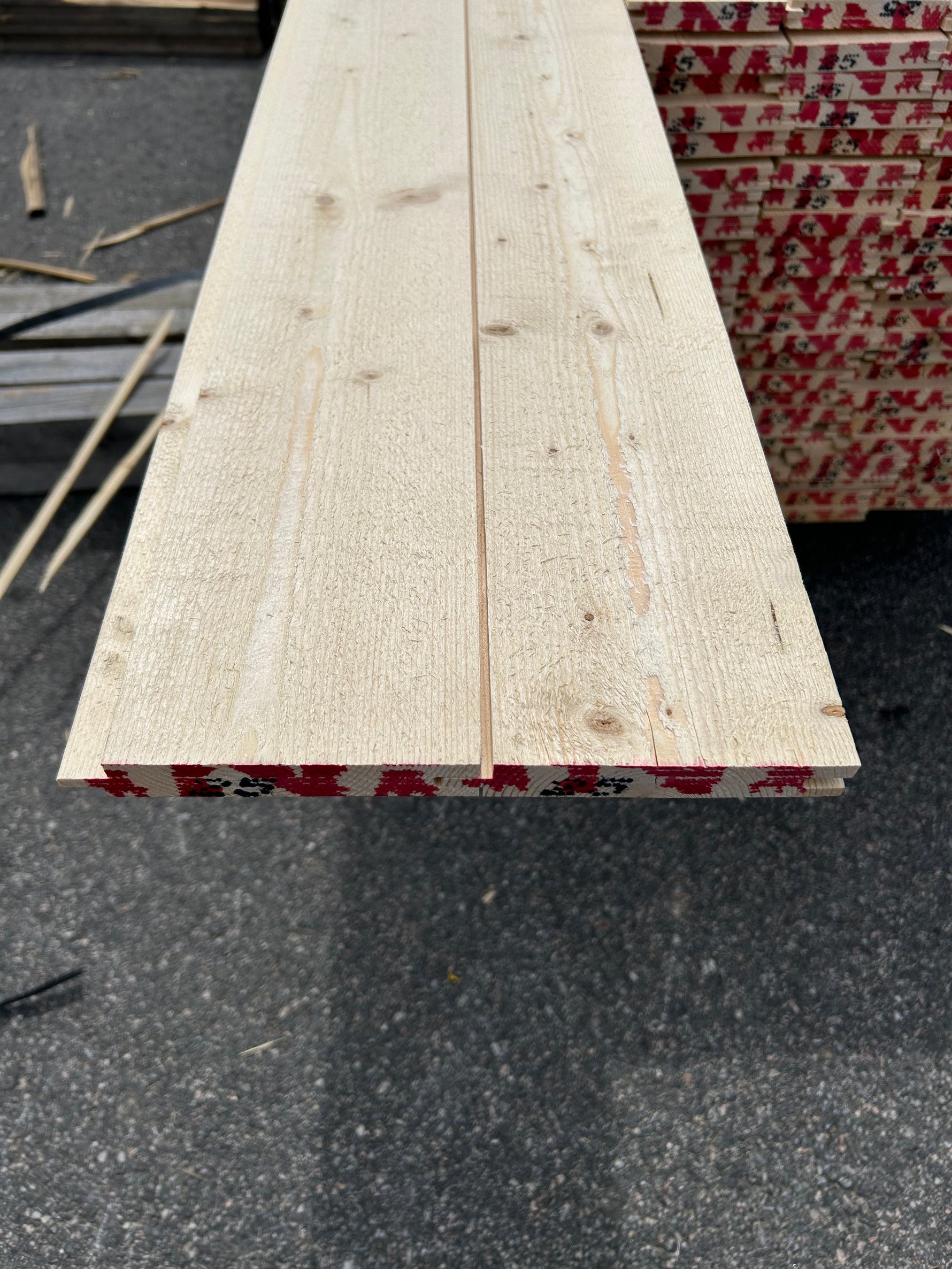 Paket Falsad Spårpanel 22x145mm- 2,50m 175 st Obehandlad