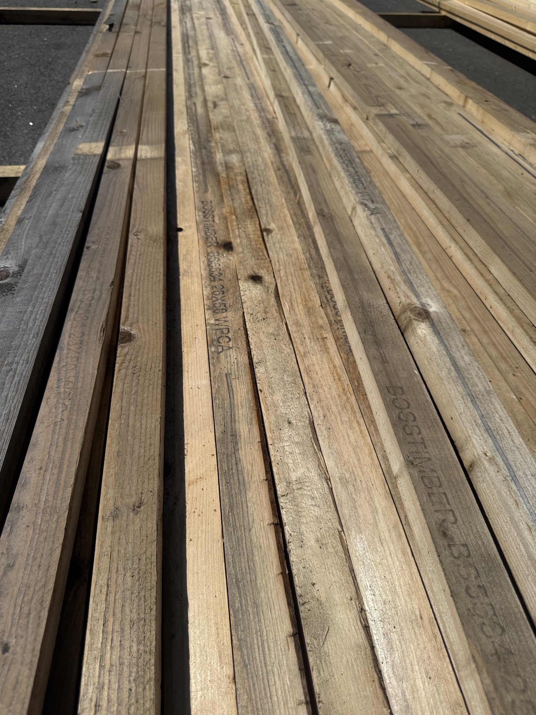 Paket Läkt 25x50 mm, 190 st 5,40 m Vattenskadat