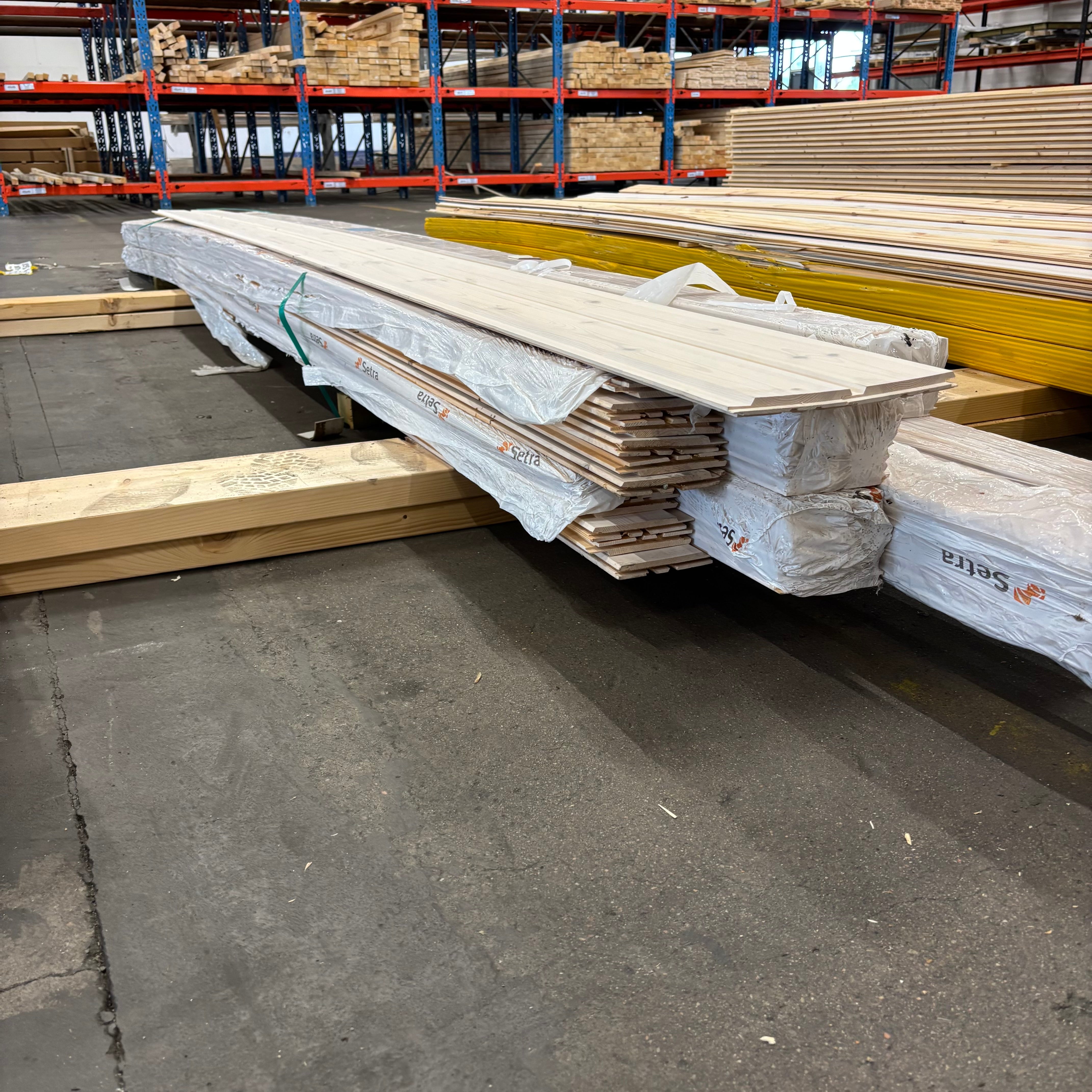 Paket Spårpanel 15x120mm – 48 st (3,90 m, furu, vitvax)