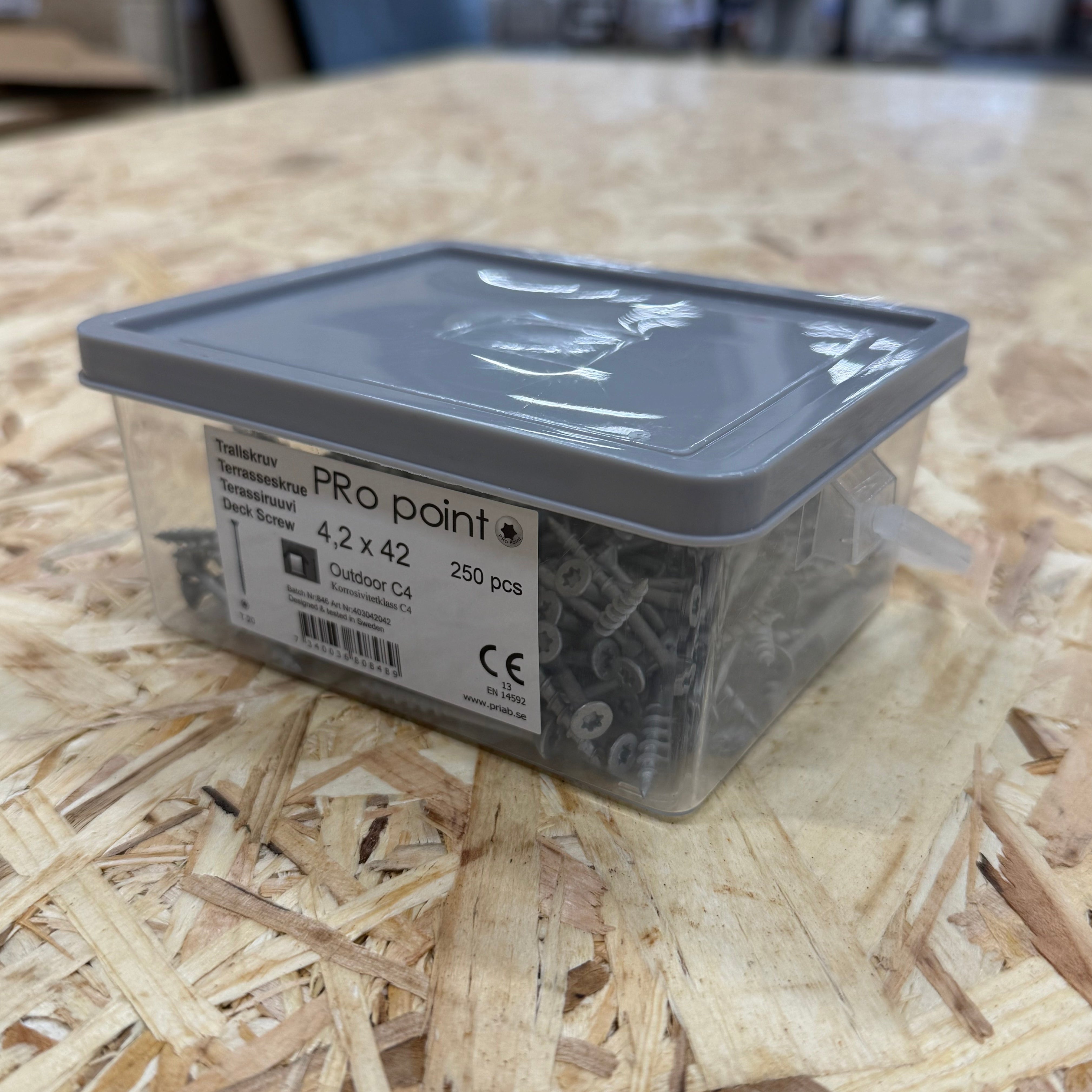 Trallskruv utomhus Torx C4- Klassning