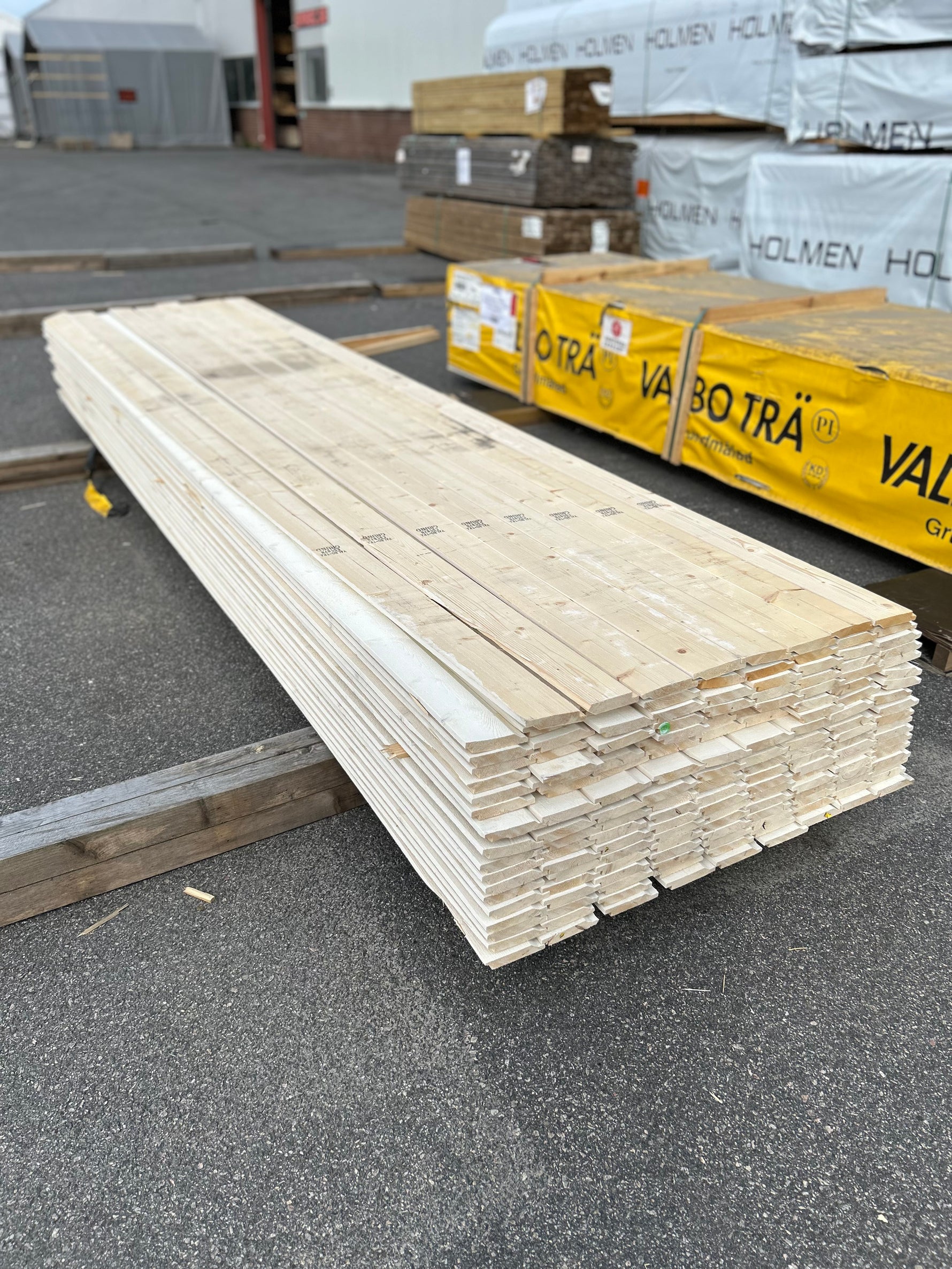 Paket Enkelfas Halvspont 22x120mm 4,20m 161st Grundmålad