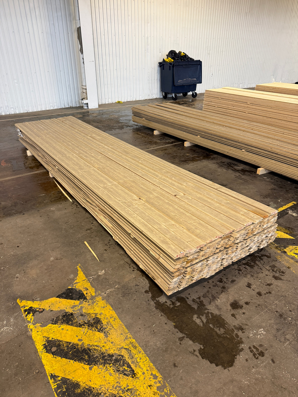 Paket Spårpanel Lasyr 22×95 mm 4,20 m – 143 st