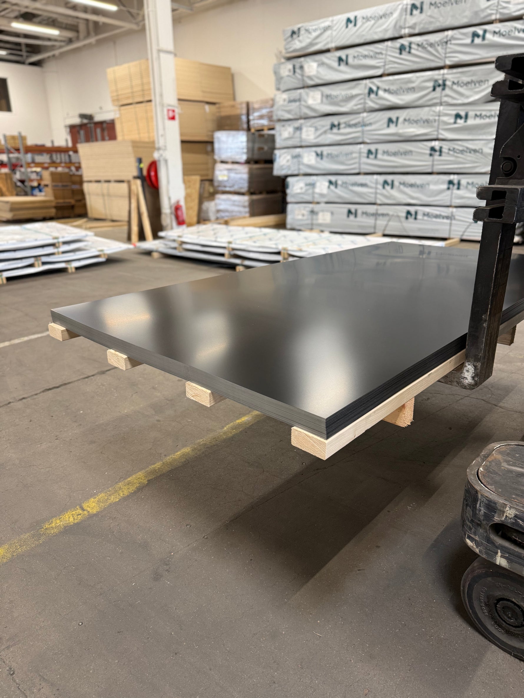 Slätplåt 1230x2500mm- Svart 0,5mm - Spirec