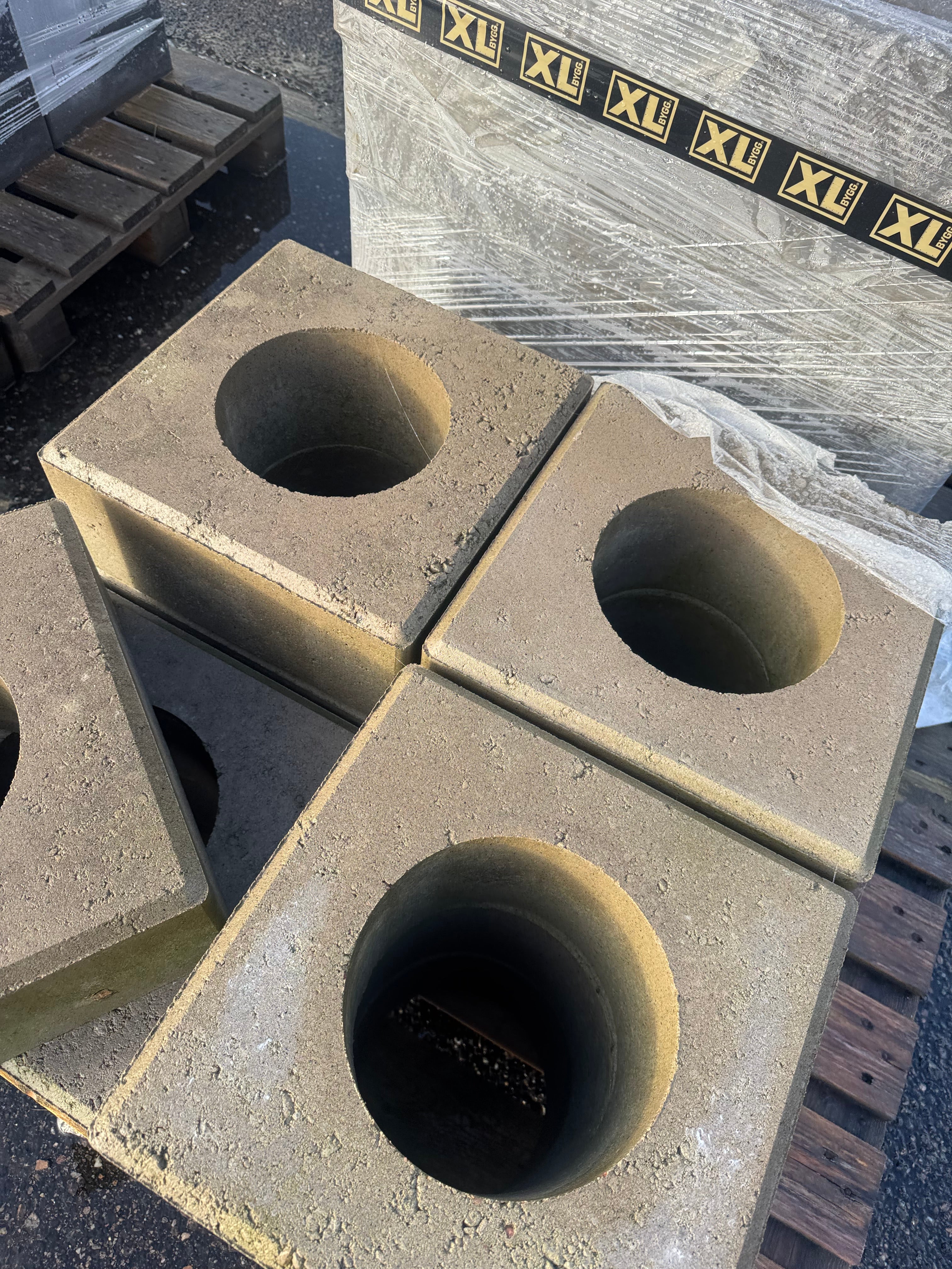 Stolpelement Slät 350x350x150mm – Ø200mm, Grå