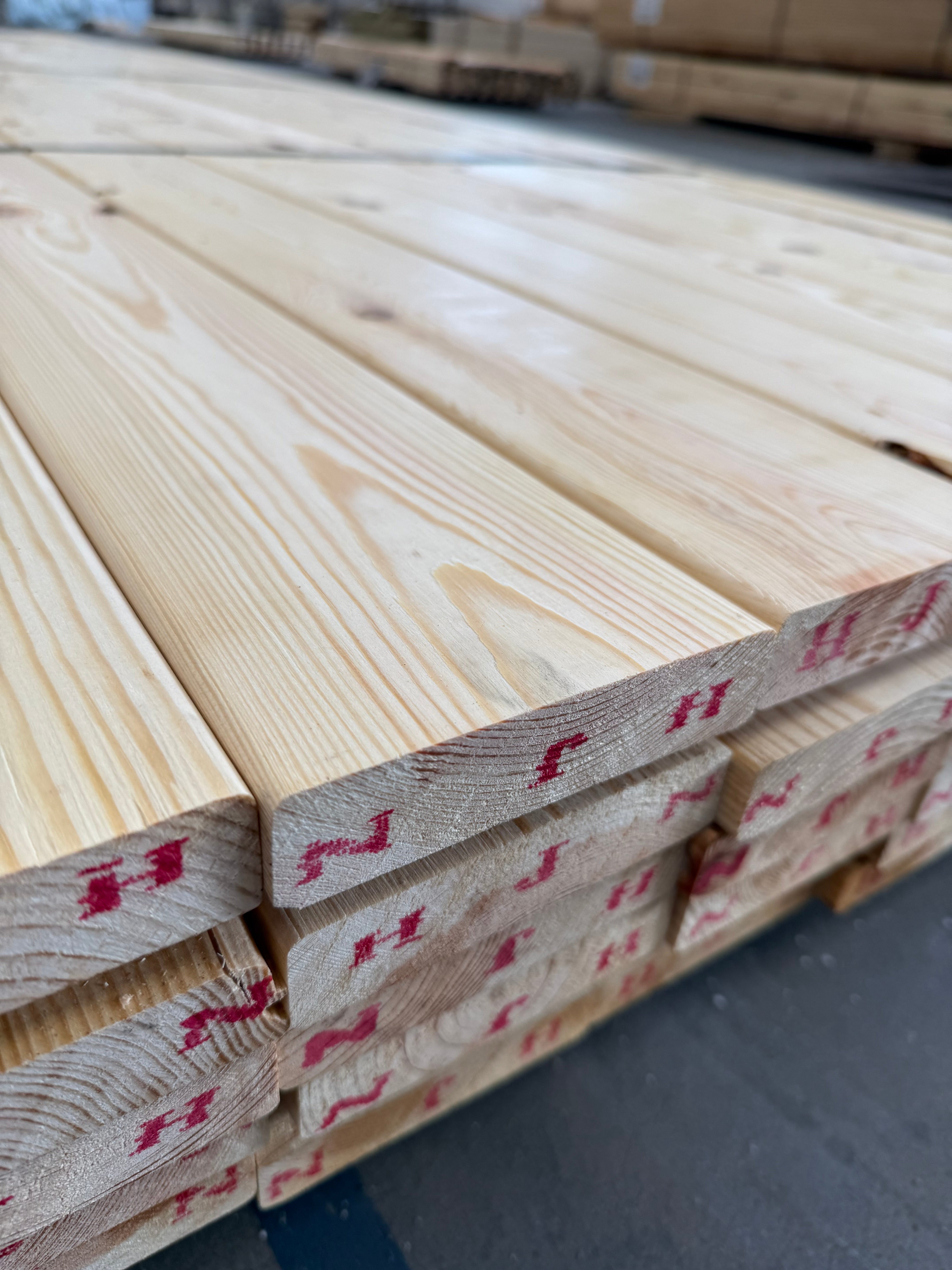 Paket Hyvlade Brädor 28x120mm, 3.60m- 54st (Furu) B-sortering