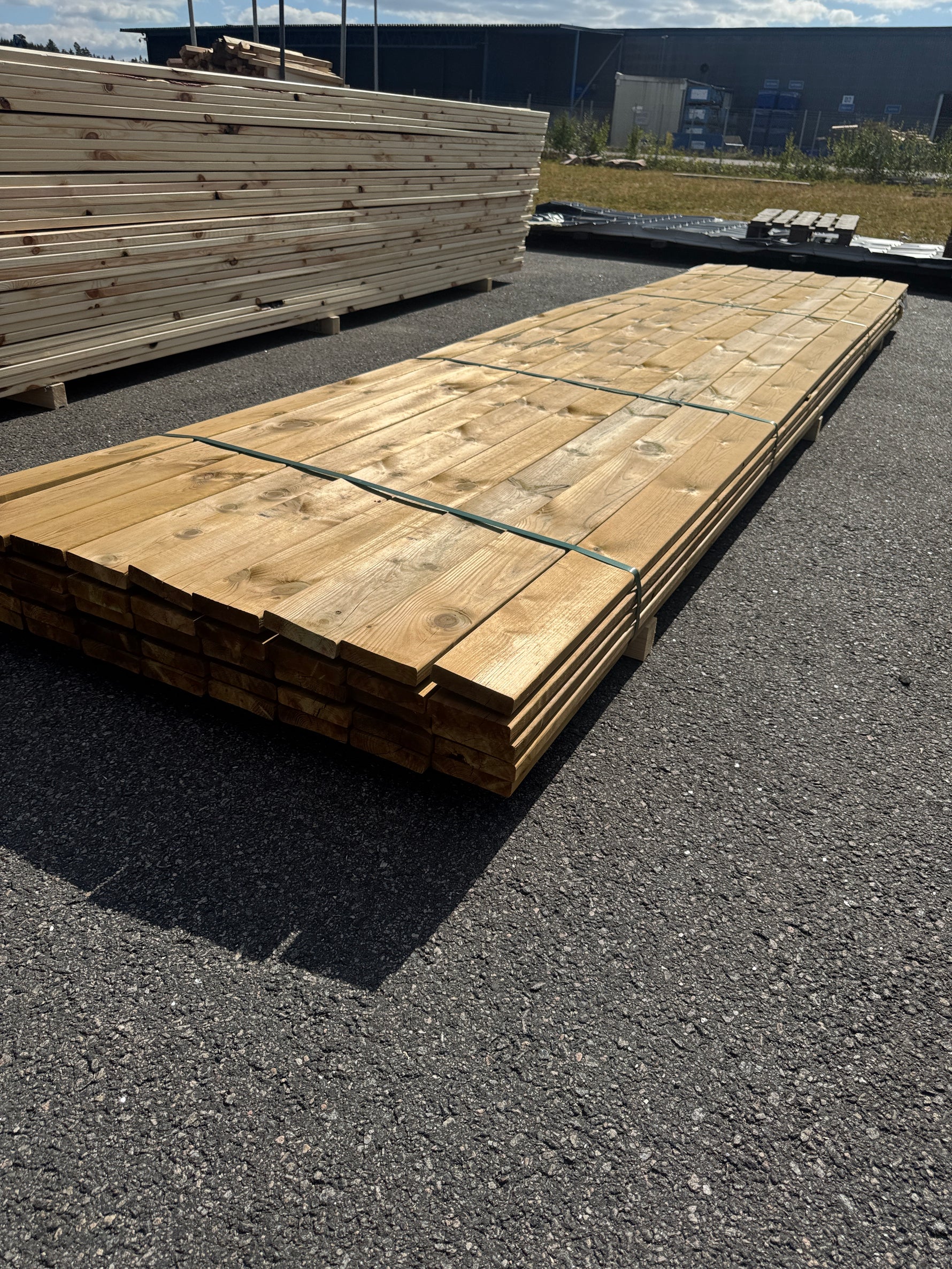 Paket Tryckimpregnerad Trall 28x120 – 45st – 4.80 m – NTR AB – B - Sortering