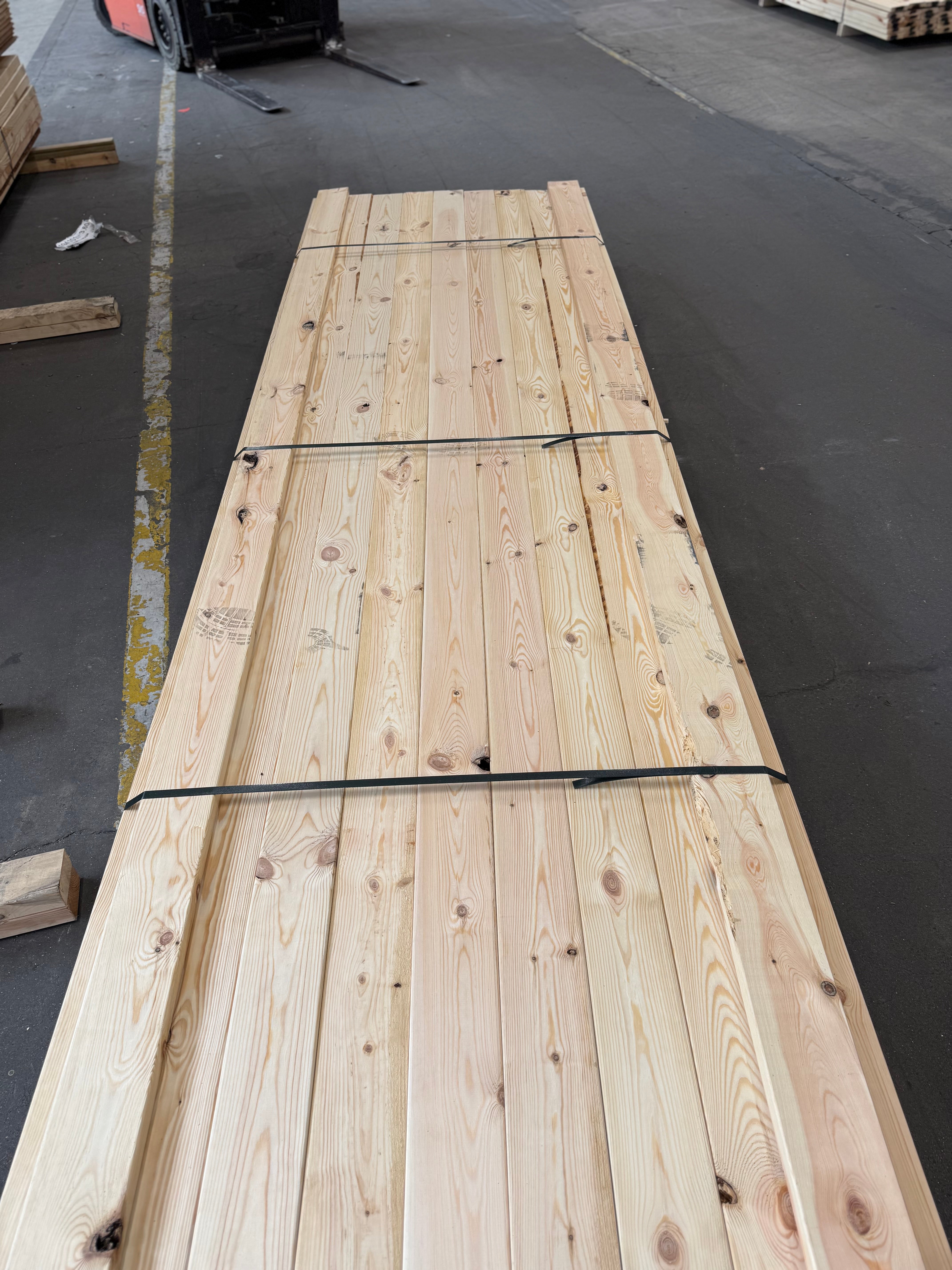 Paket Hyvlade Brädor 28x120mm, 3.60m- 65st (Furu) B-sortering