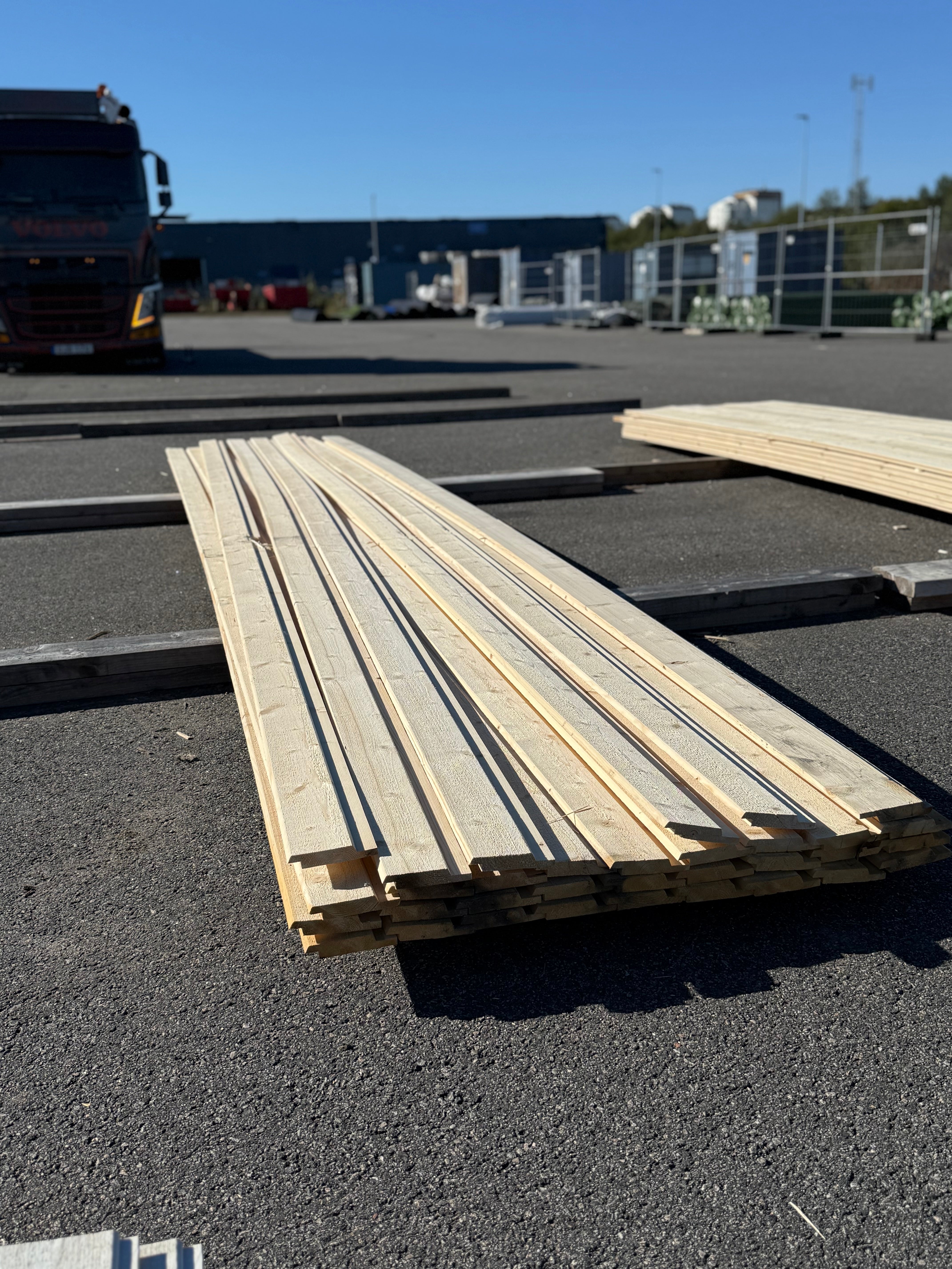 Paket Ytterpanel 22x120mm – 33 st (5,40 m, gran, obehandlad)