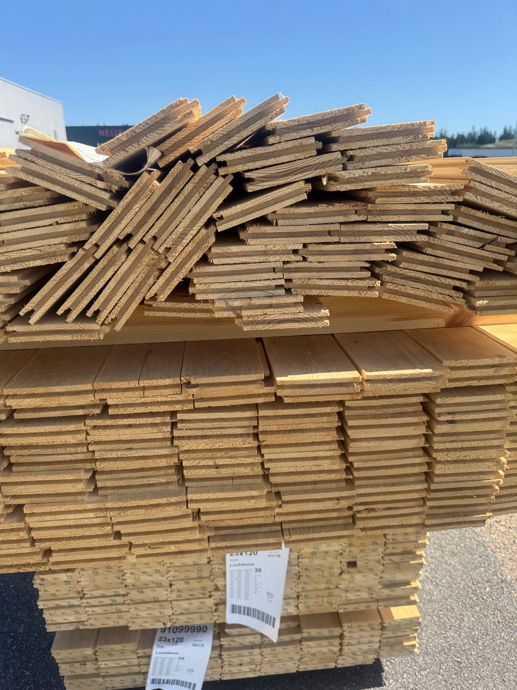 Parti Felhyvlad Råspont 20x120/23x120 mm