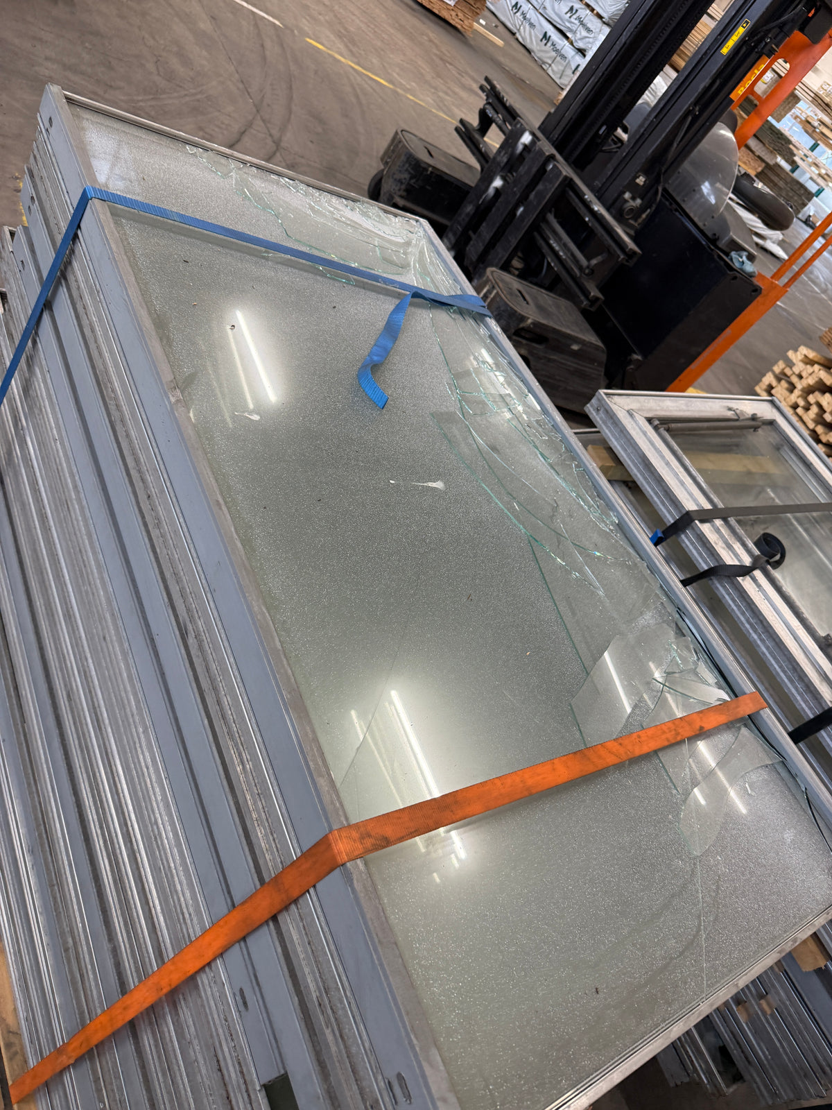 Parti Aluminiumfönster – 55 st (3- Glas)
