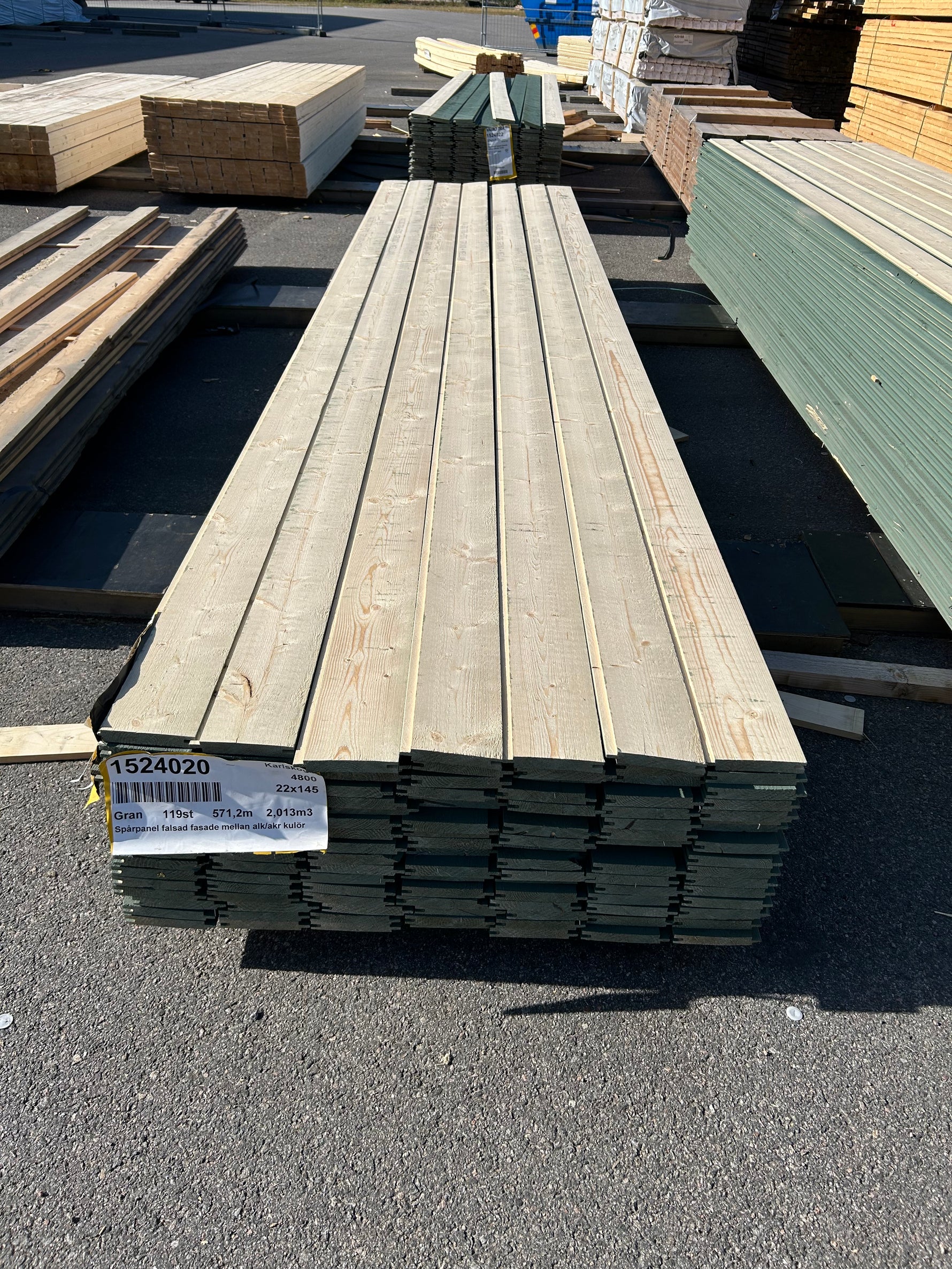 Paket Spontad Spårpanel 22x145mm 4,80m 119st Gran- Mellanstruken
