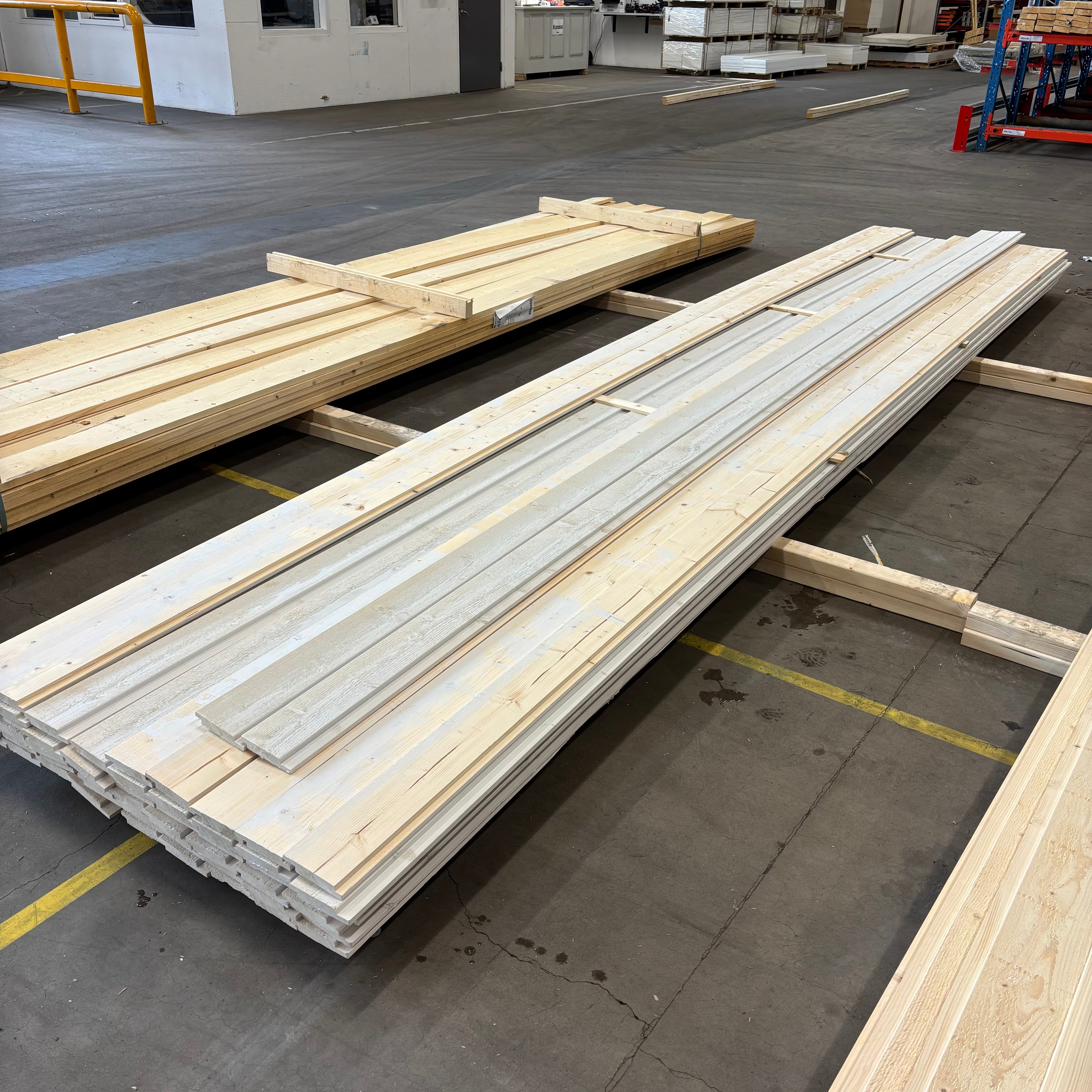 Paket Rak Falsad Spårpanel 22x120mm – 52 st (5,40 m, furu, vitmålad)