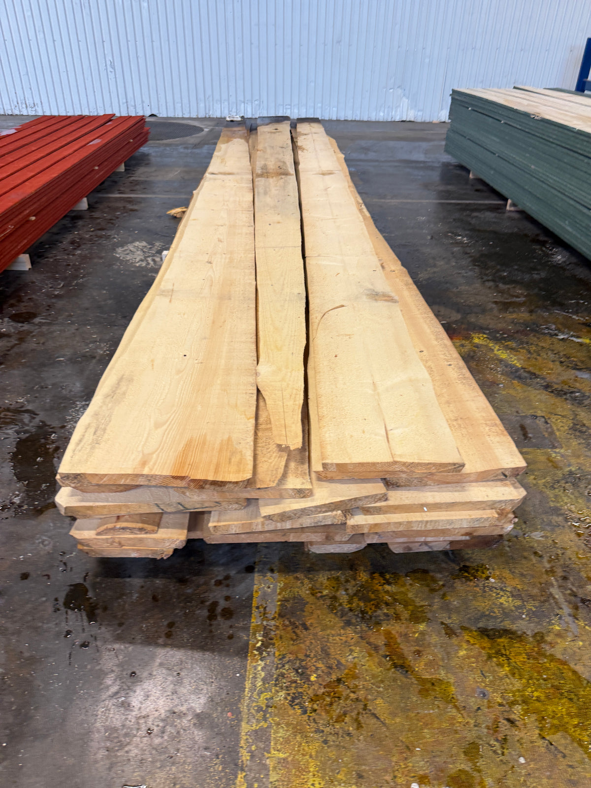 Parti Vildmarkspanel Gran cirka 25×300 mm (5,40–5,50m)  – 27 st