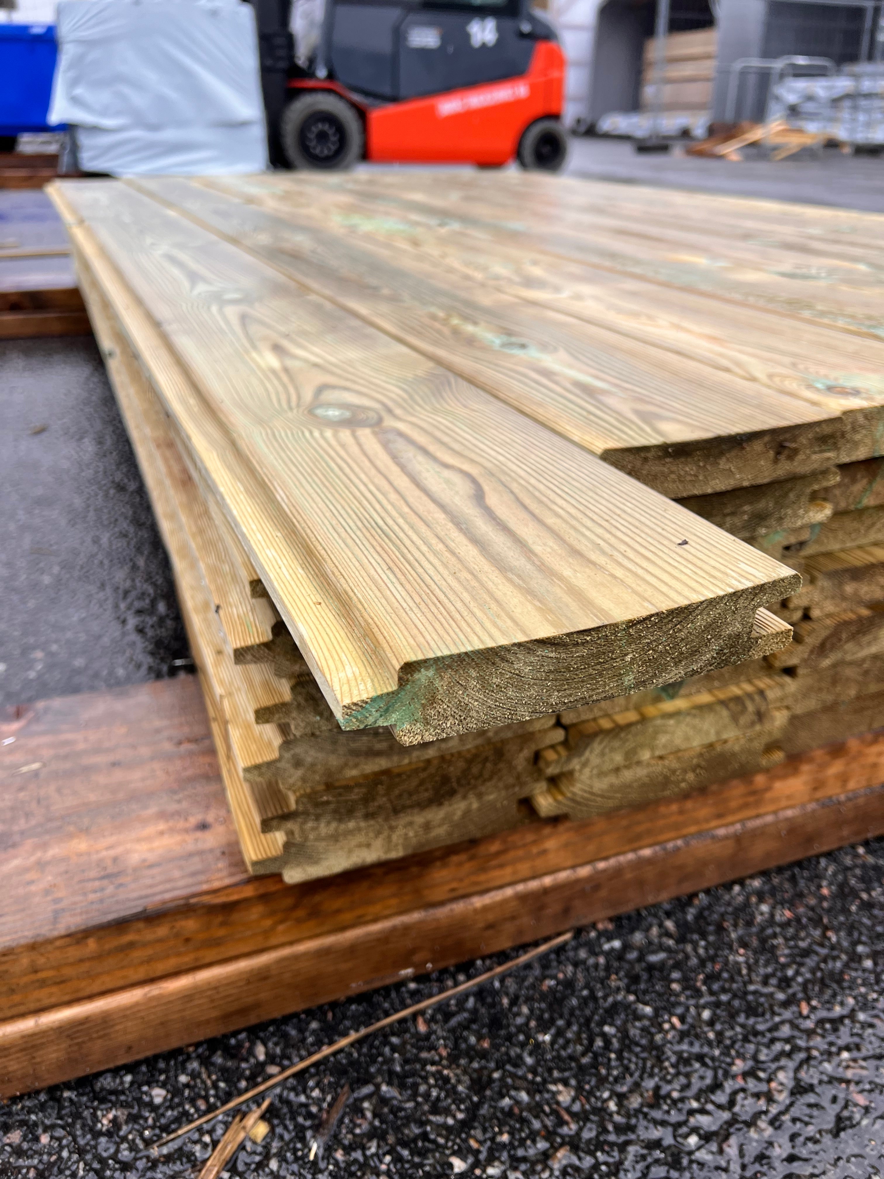 Paket Spontad Panel Hyvlad 27x145mm – 56 st 2.0m Tryckimpregnerad