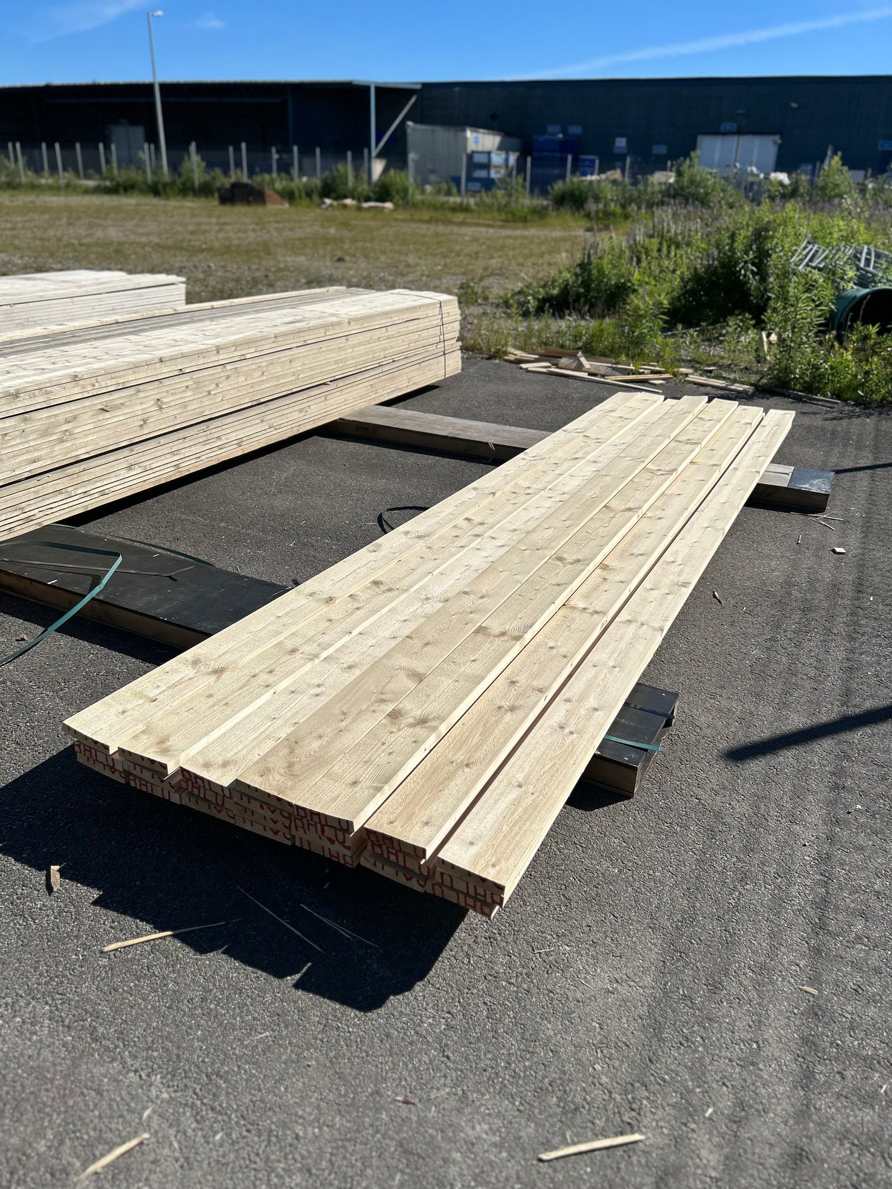 Paket Finsågade Brädor 28x145mm, 23st 4.50m Obehandlad