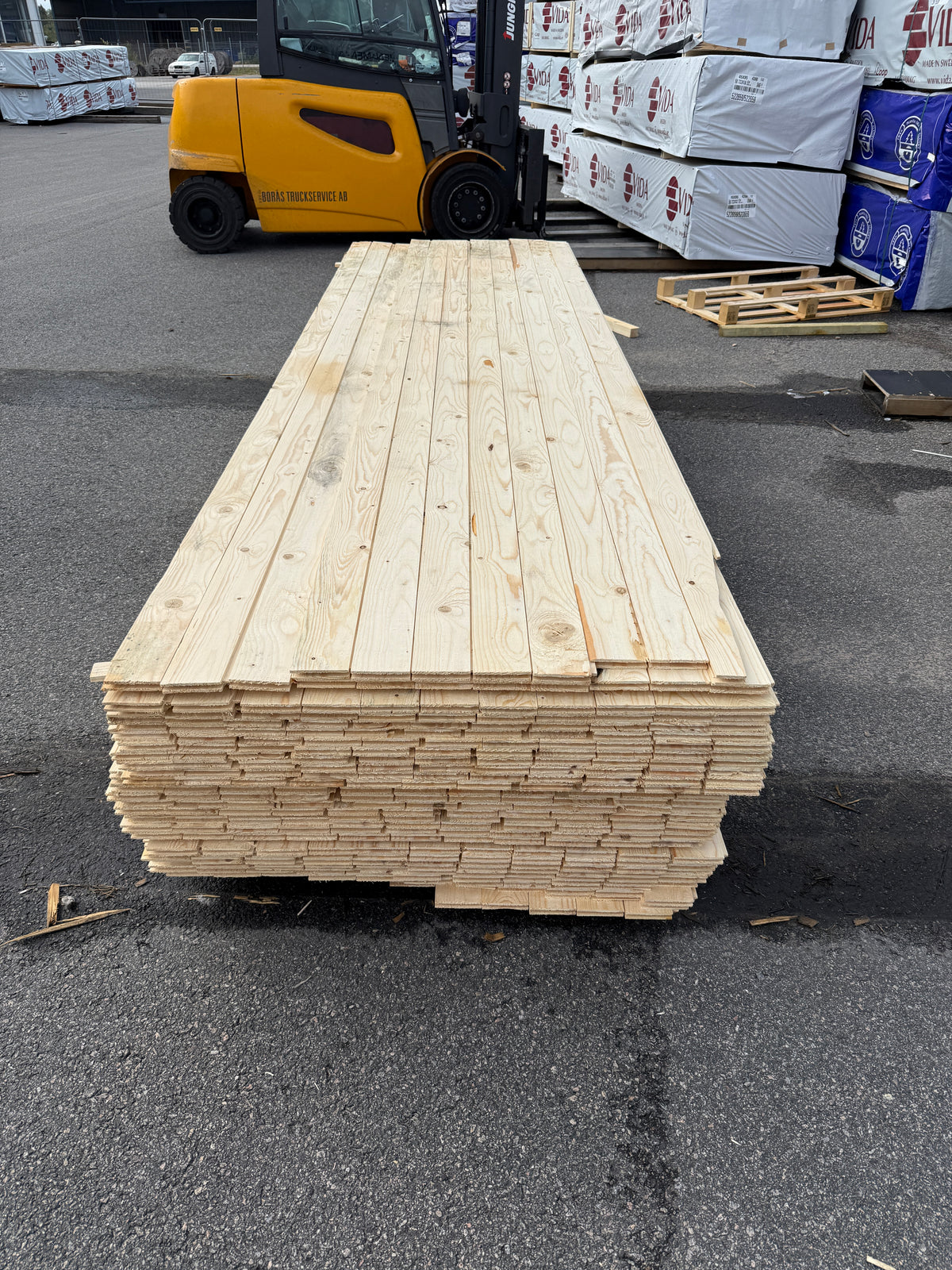 Parti Råspont 17x95mm 3.30m 349st (Mögelskadat)