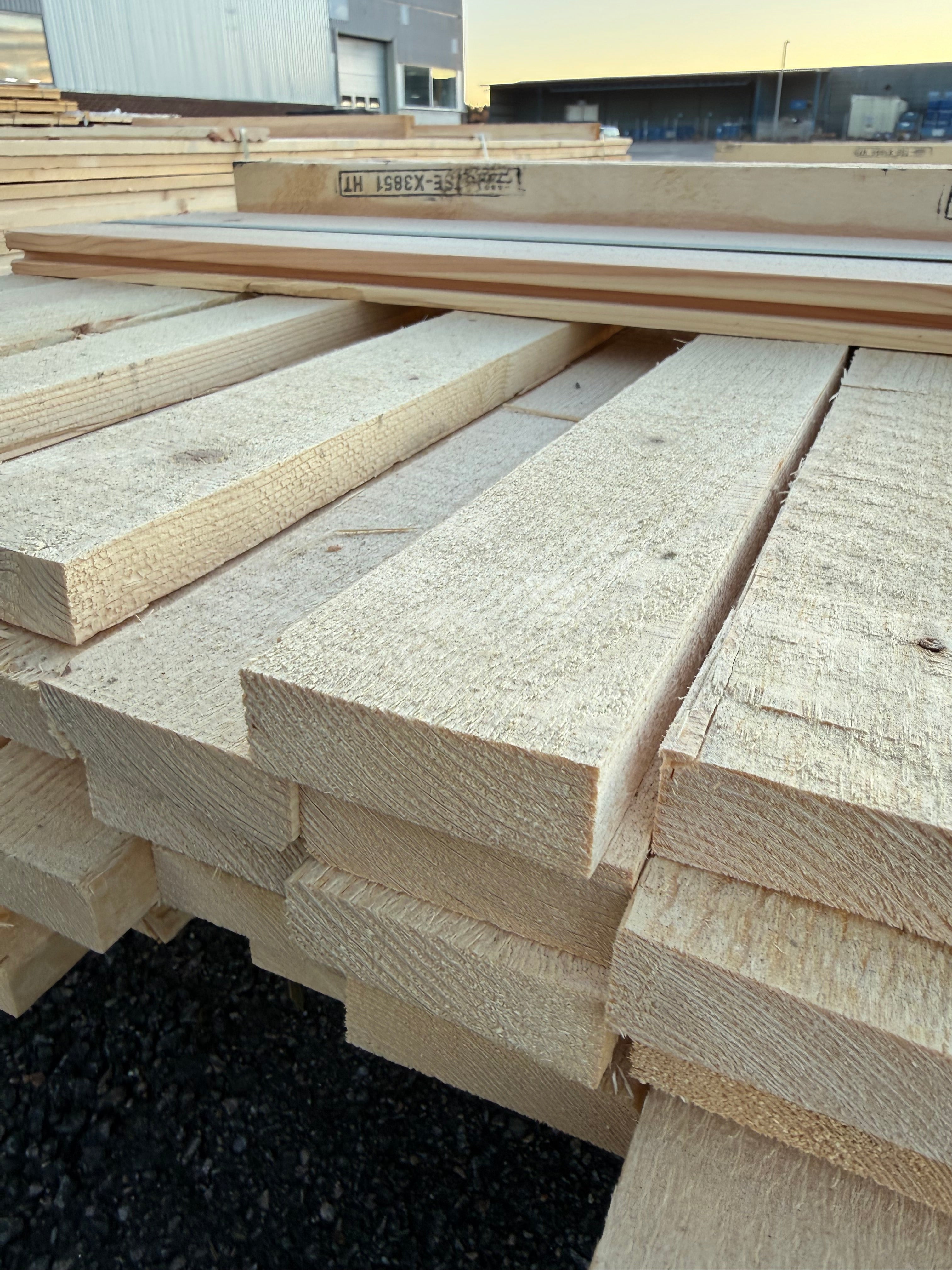 Paket Brädor 19x63mm – 118 st (4,80 m, gran, ohyvlad/råsågad)