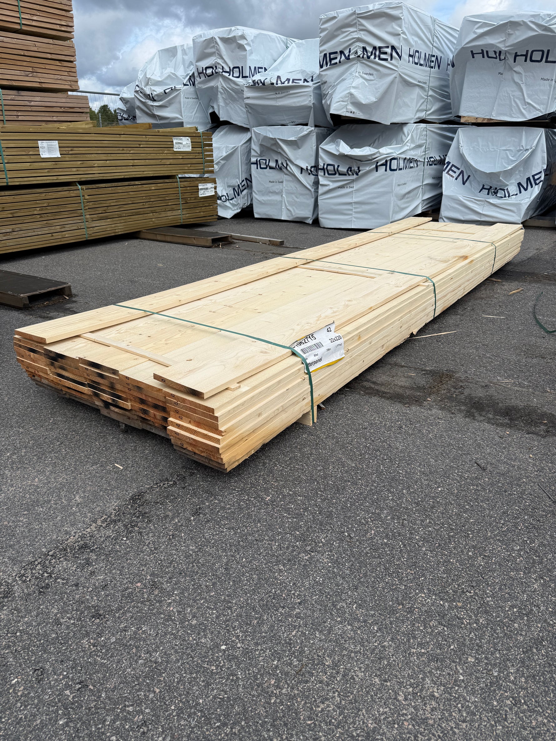 Paket Finsågade Brädor 22x220 mm – 4,20 m 52st (Obehandlad)