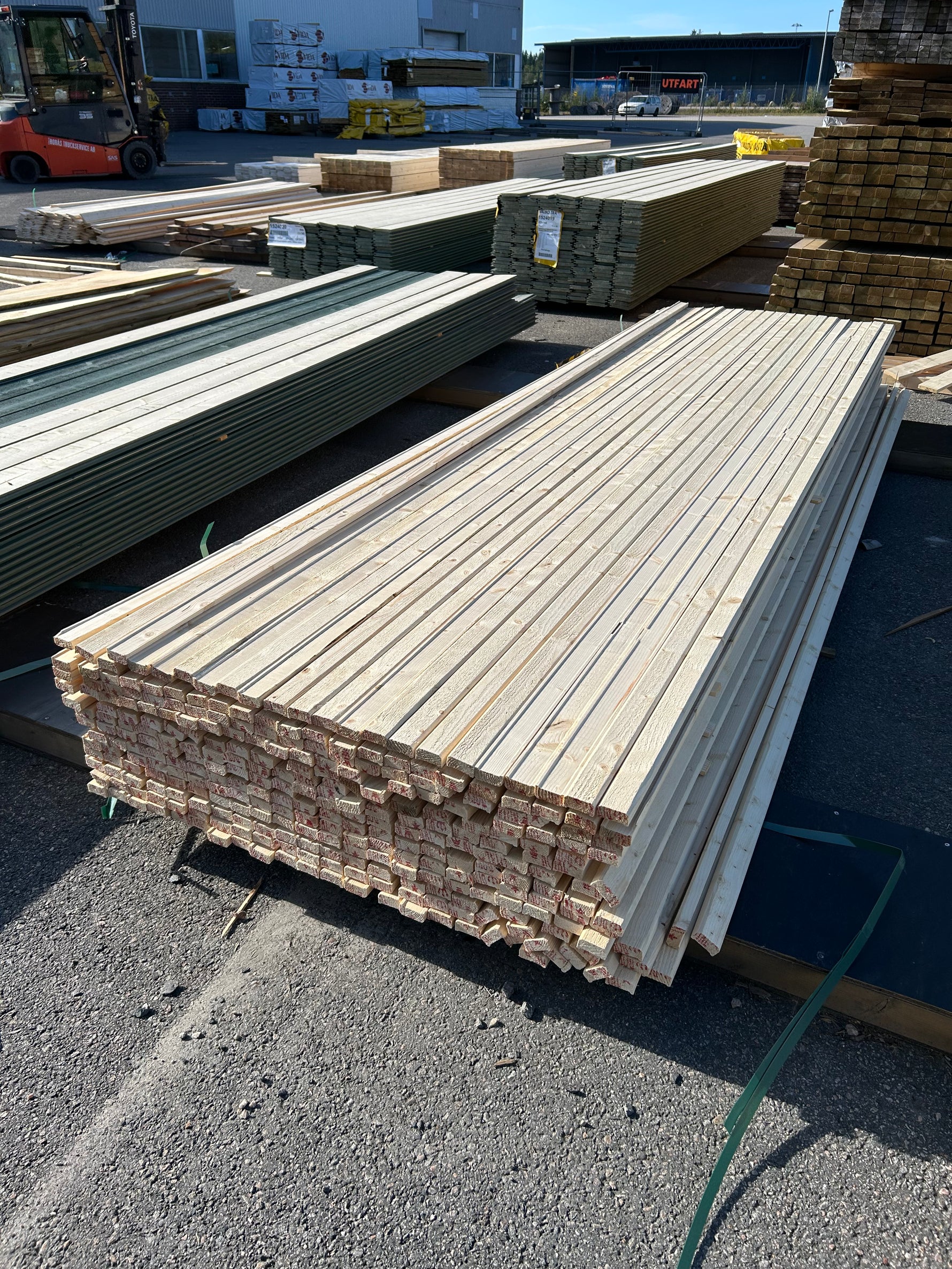 Paket Lockläkt 22x45mm 3.60m 286st Obehandlad