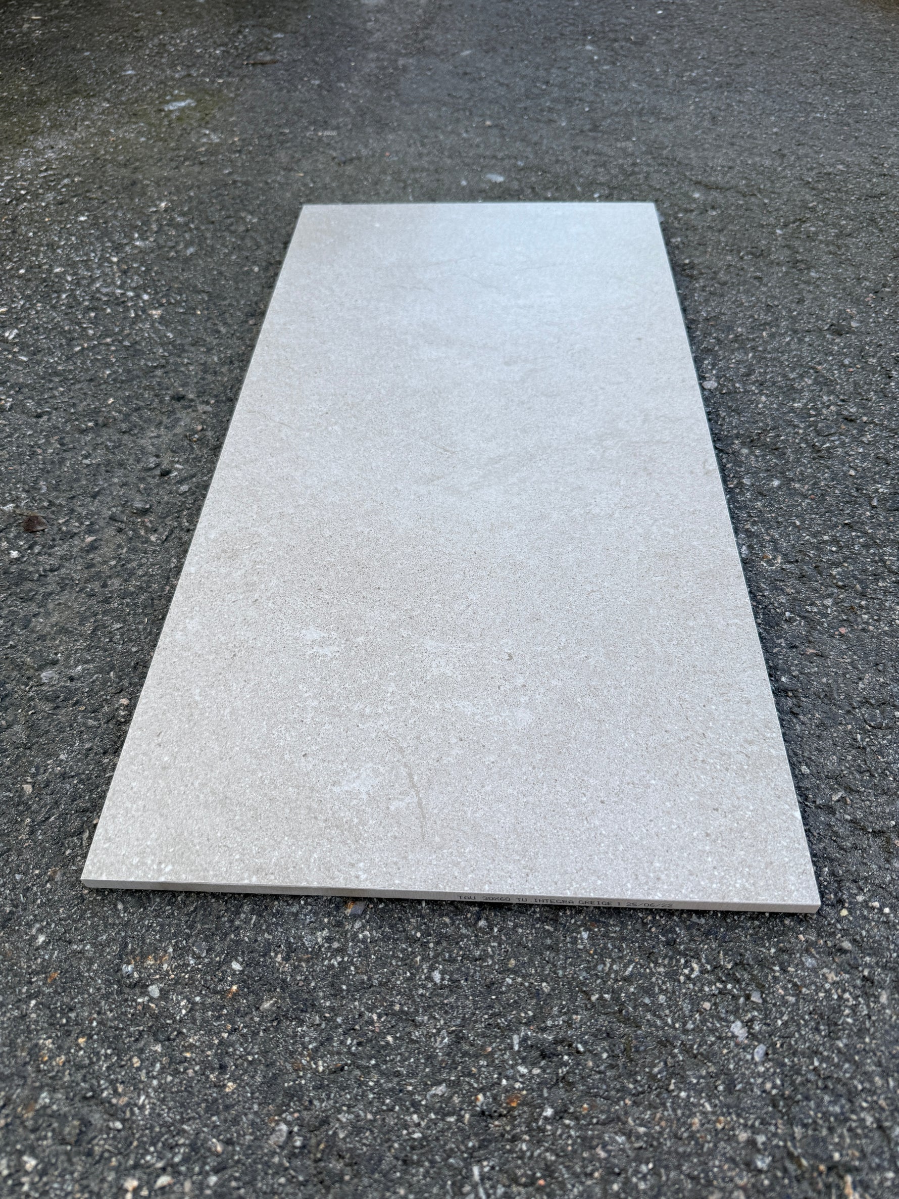 Parti Granitkeramik Tundra Greige 30×60 cm – 48,24kvm