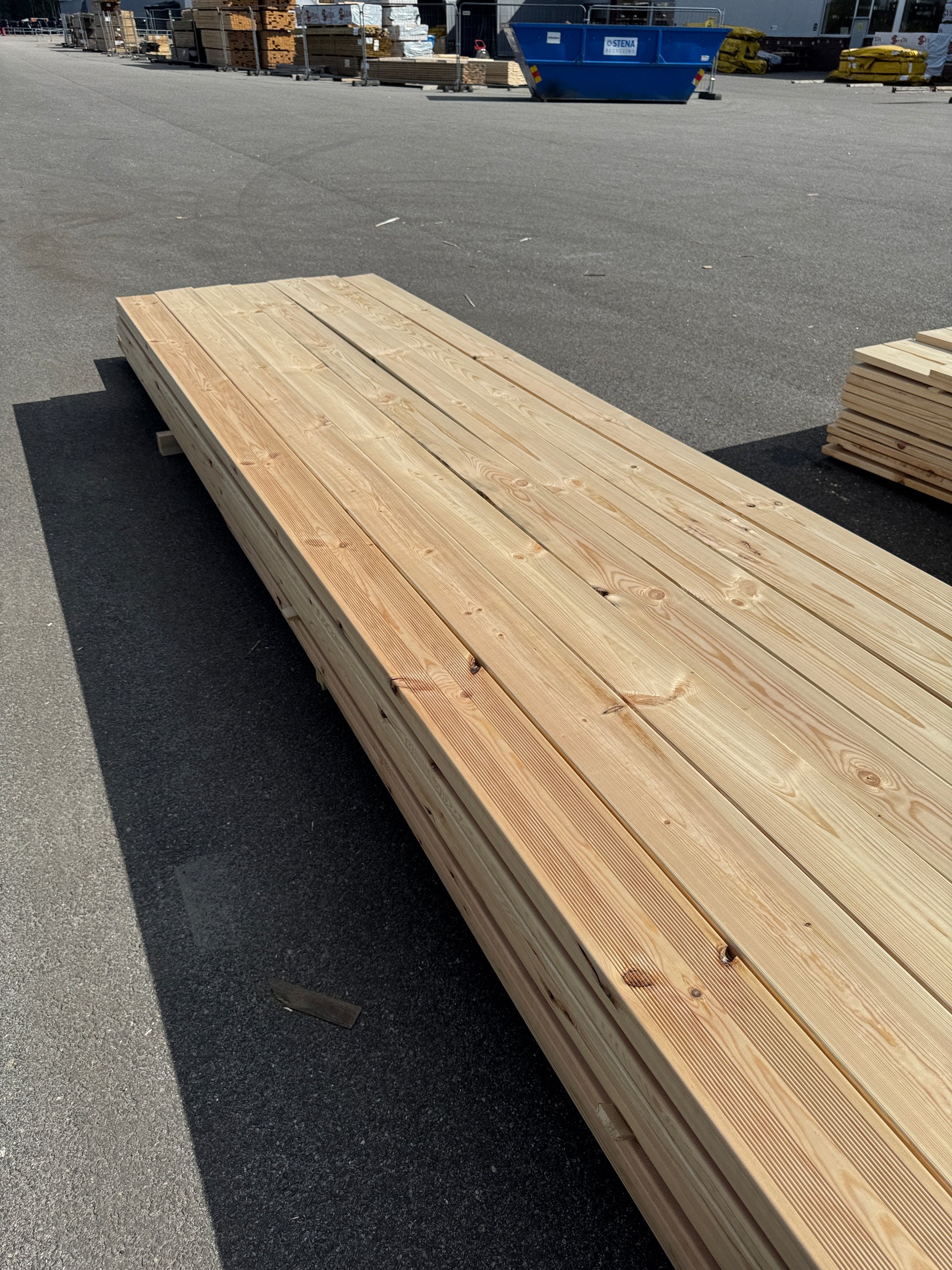 Paket Rillad 28x145 – 84st – 4.80–5.40 m – ANDRASORTERING