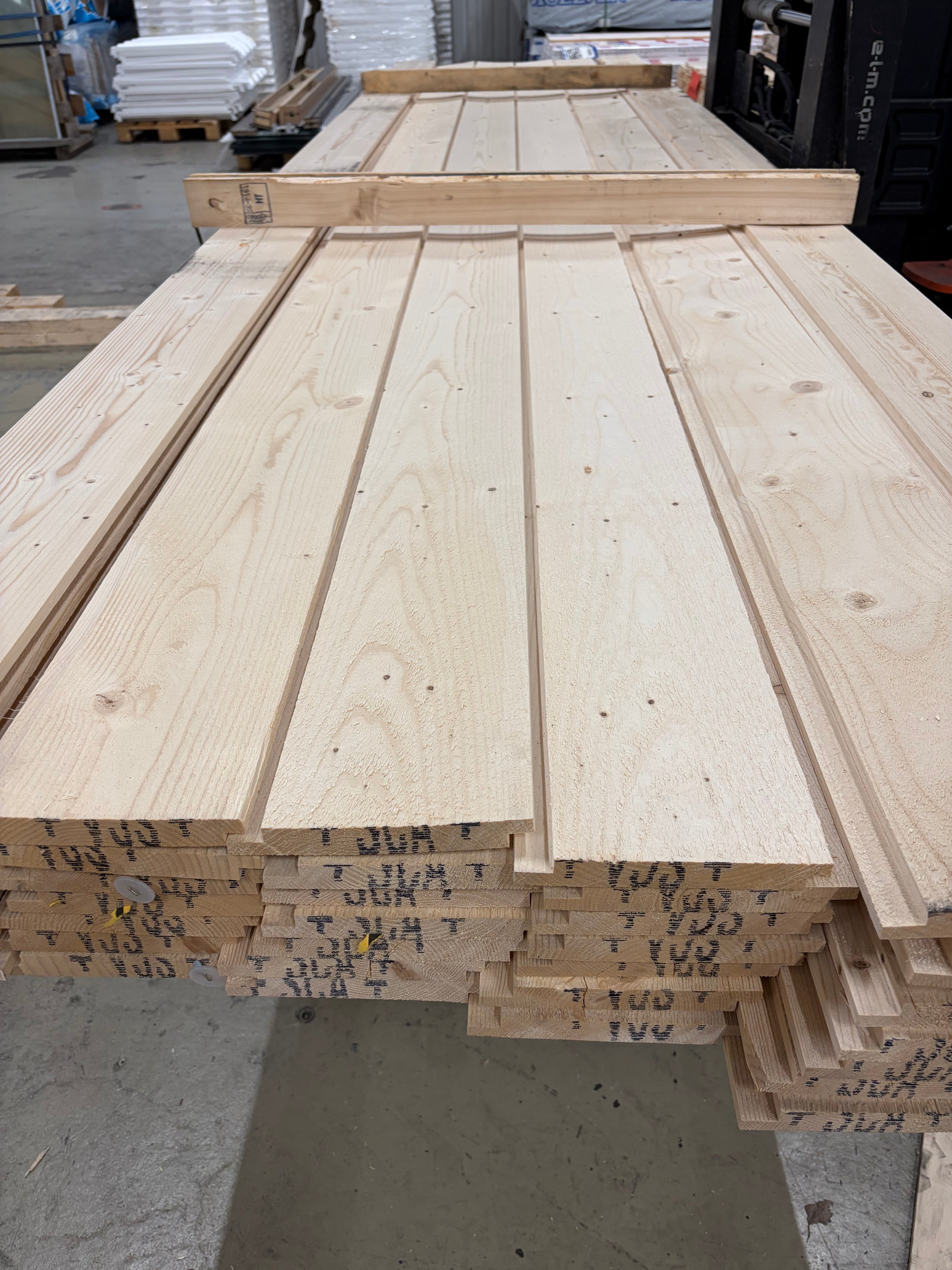 Paket Ytterpanel Hakfals 22×170 – 44 st (4.20 m) Obehandlad