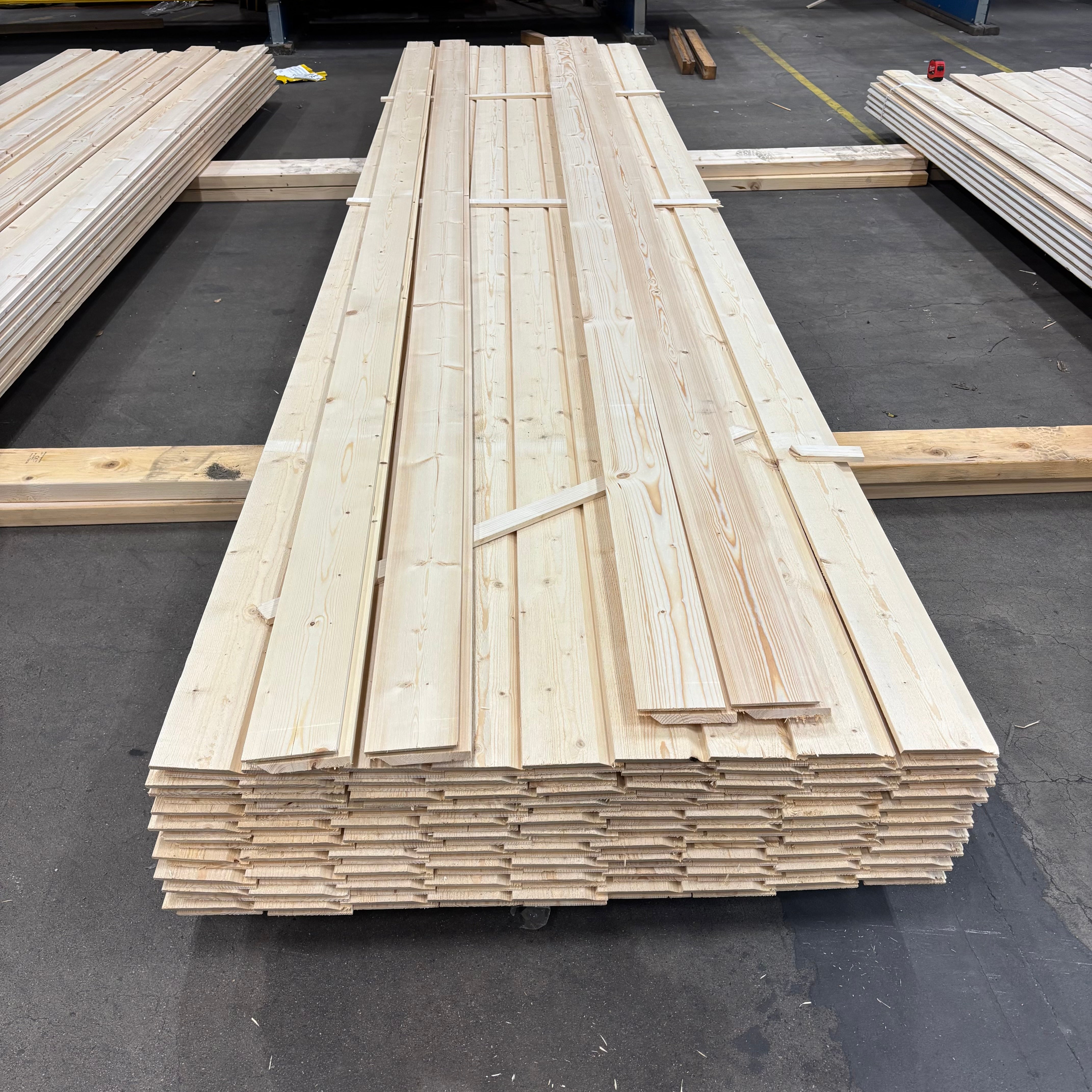 Paket Ytterpanel 22x120mm – 94 st 4.195m