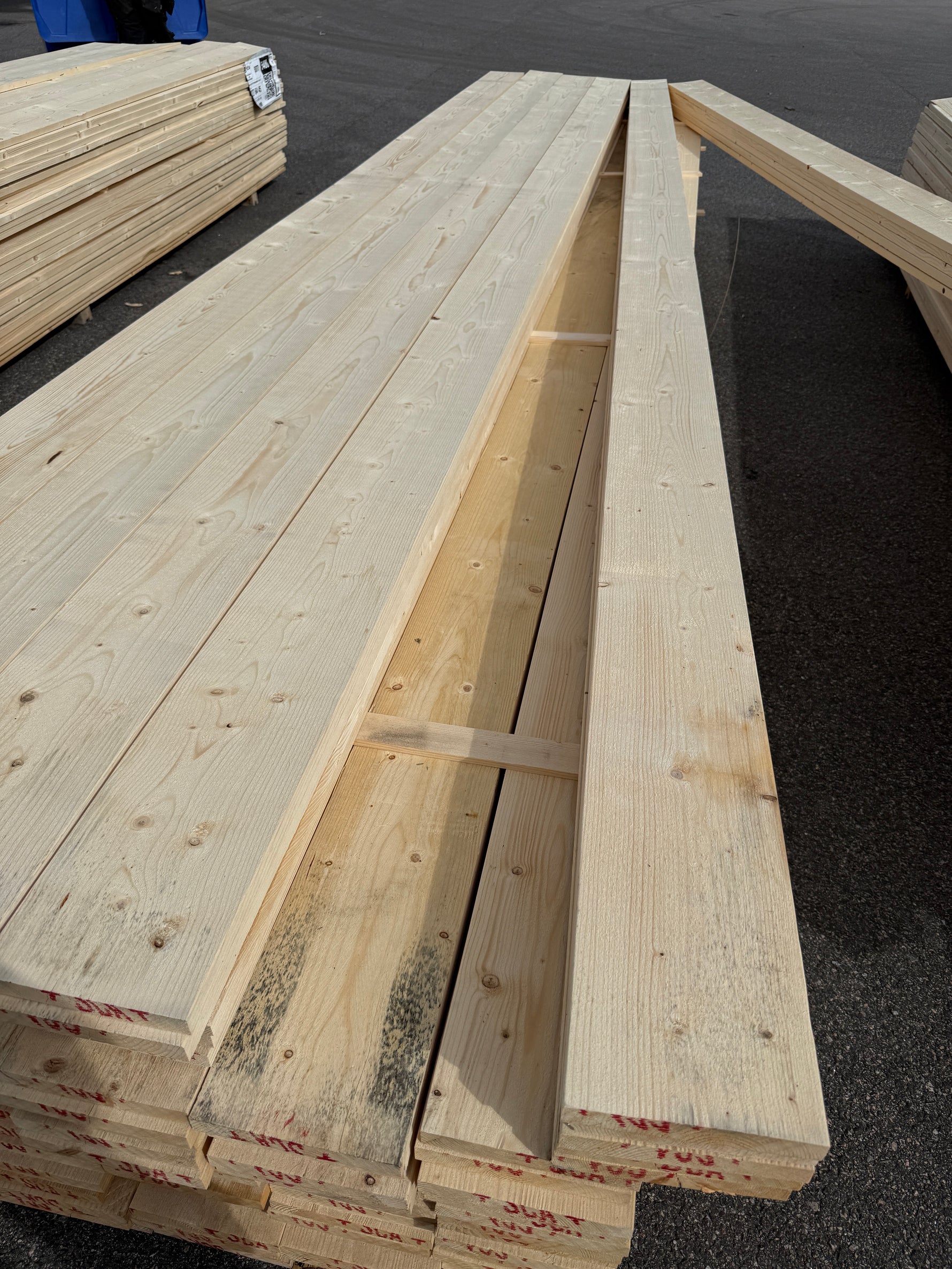 Parti Finsågade Brädor 22x170 mm – 4,80 m Obehandlade