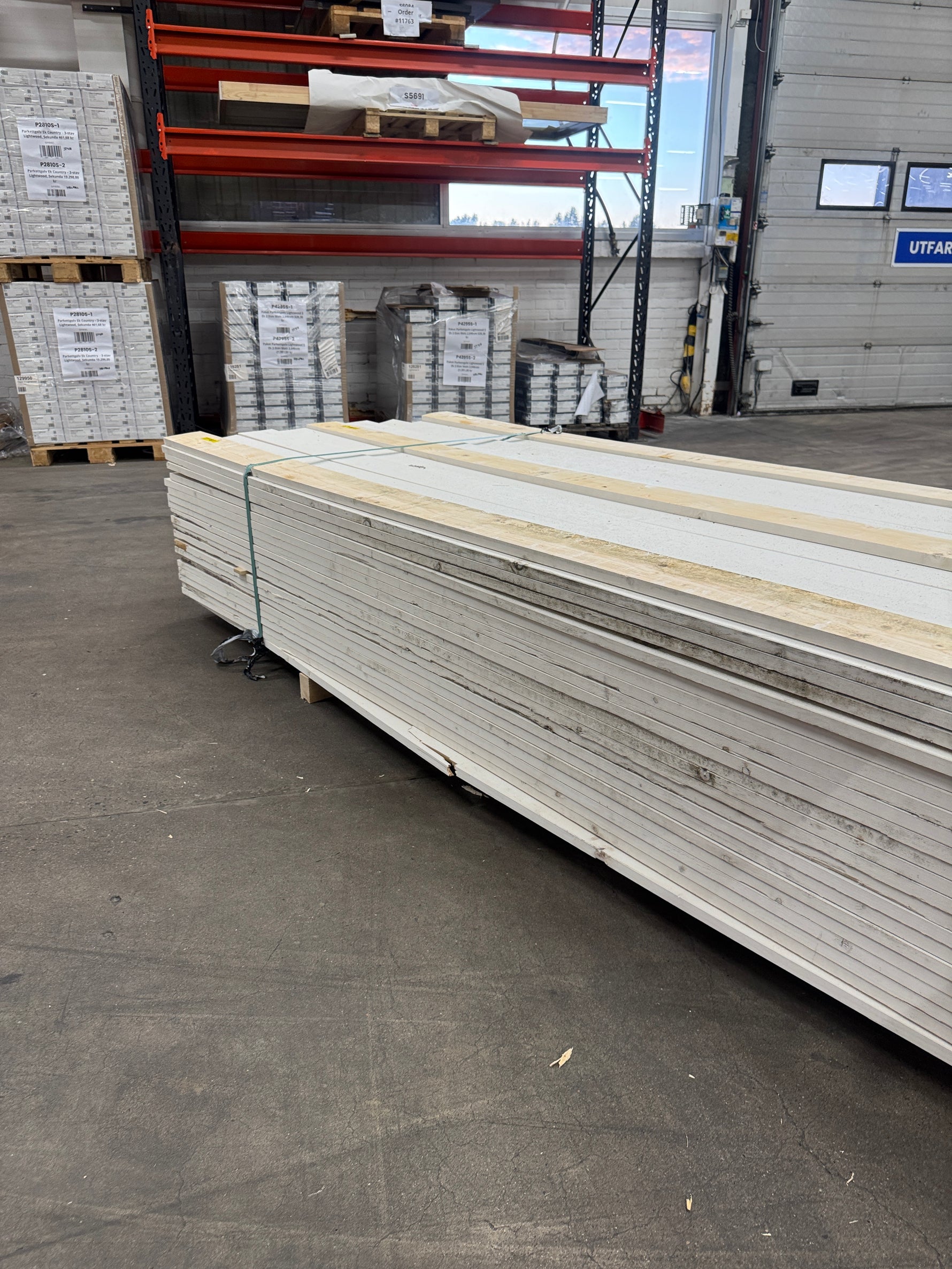 Paket Finsågad Panel 22x120mm 3,60m – 192 st Vit
