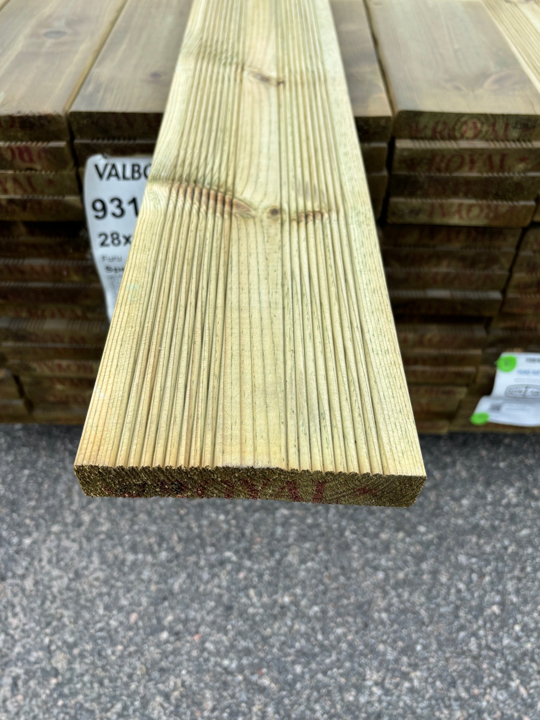 Paket Tryckimpregnerad Rillad Trall 28x145mm – 112st, 4,20m