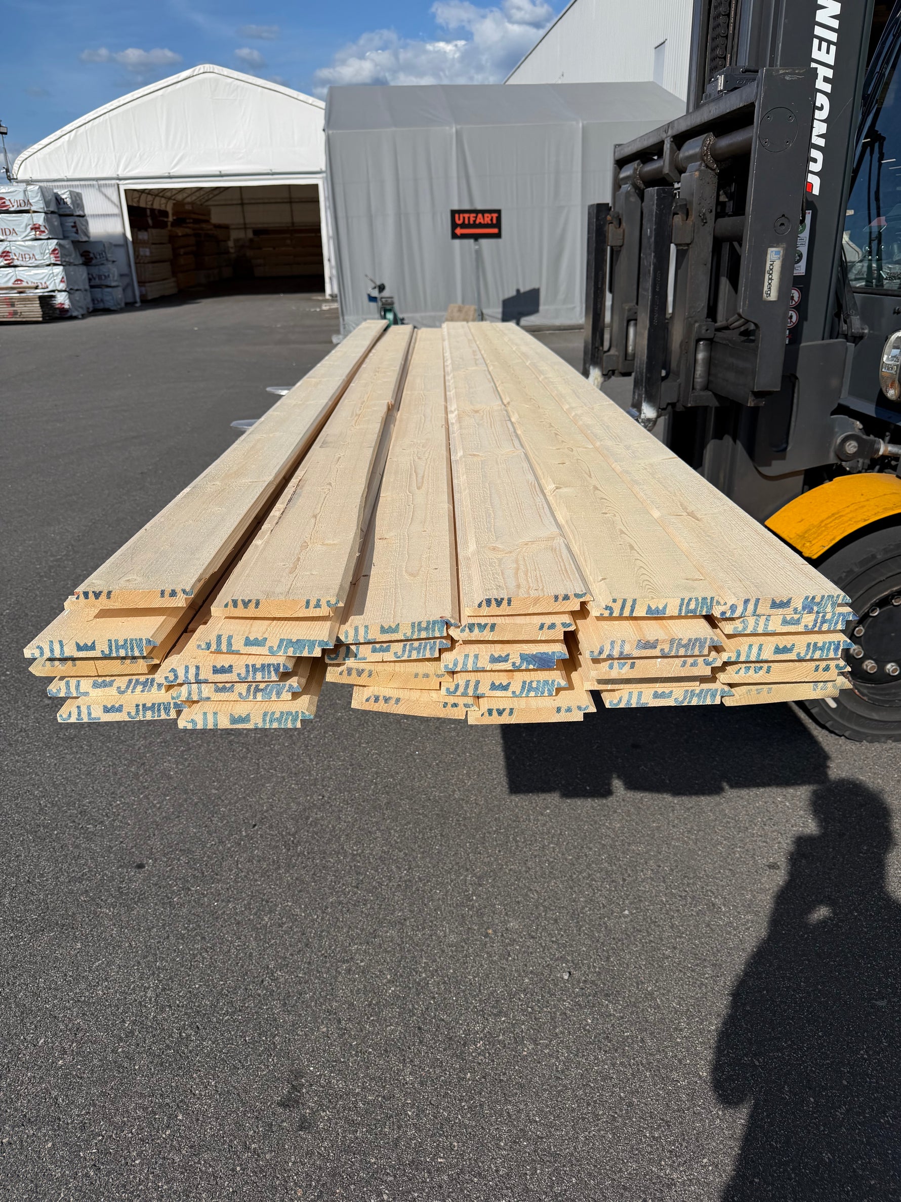 Paket Ytterpanel Dubbelfas 22x145mm 4.20m 29 st