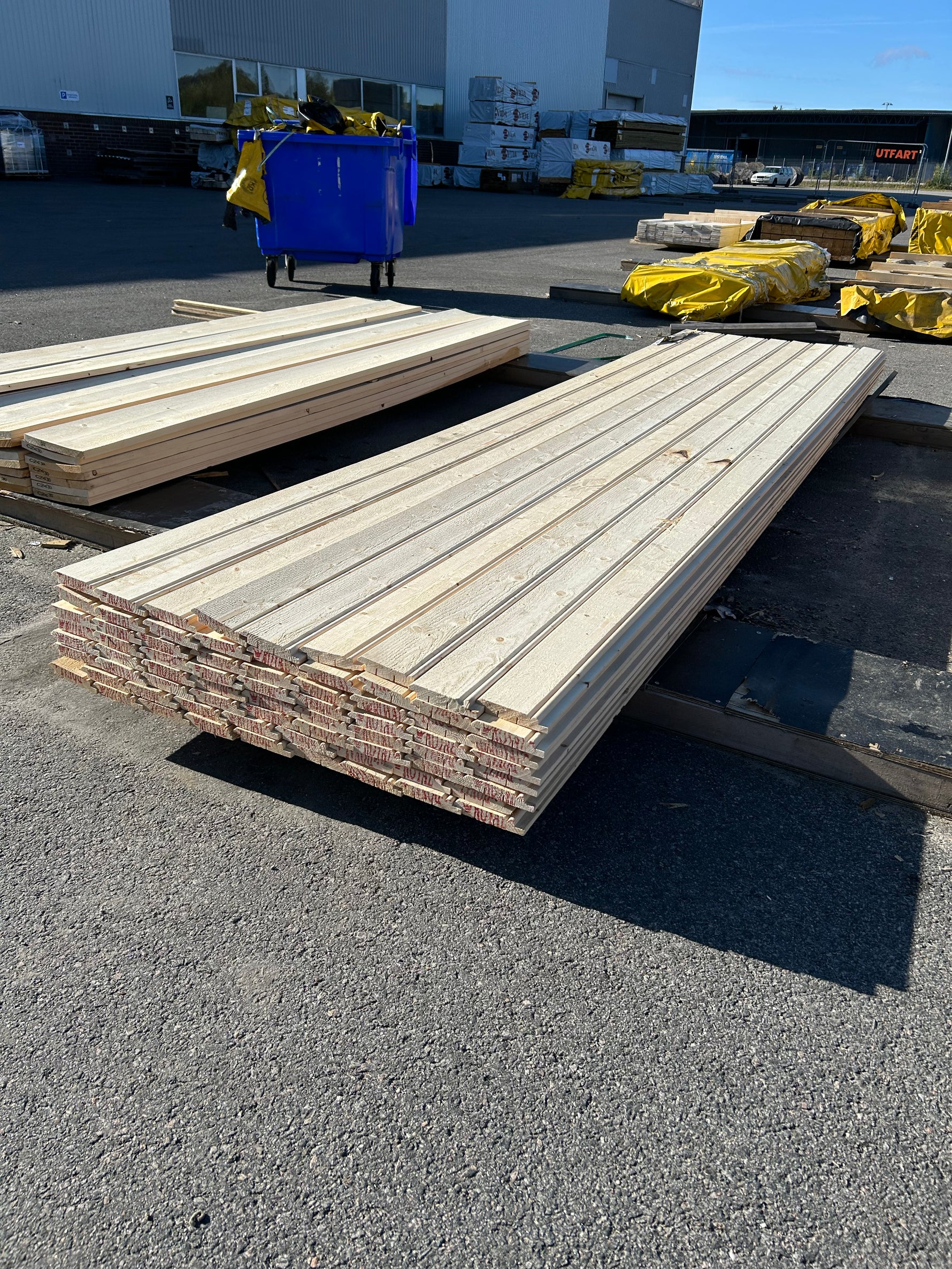 Parti Pärlfals 22x120mm 3,90m 72st Gran- Obehandlad