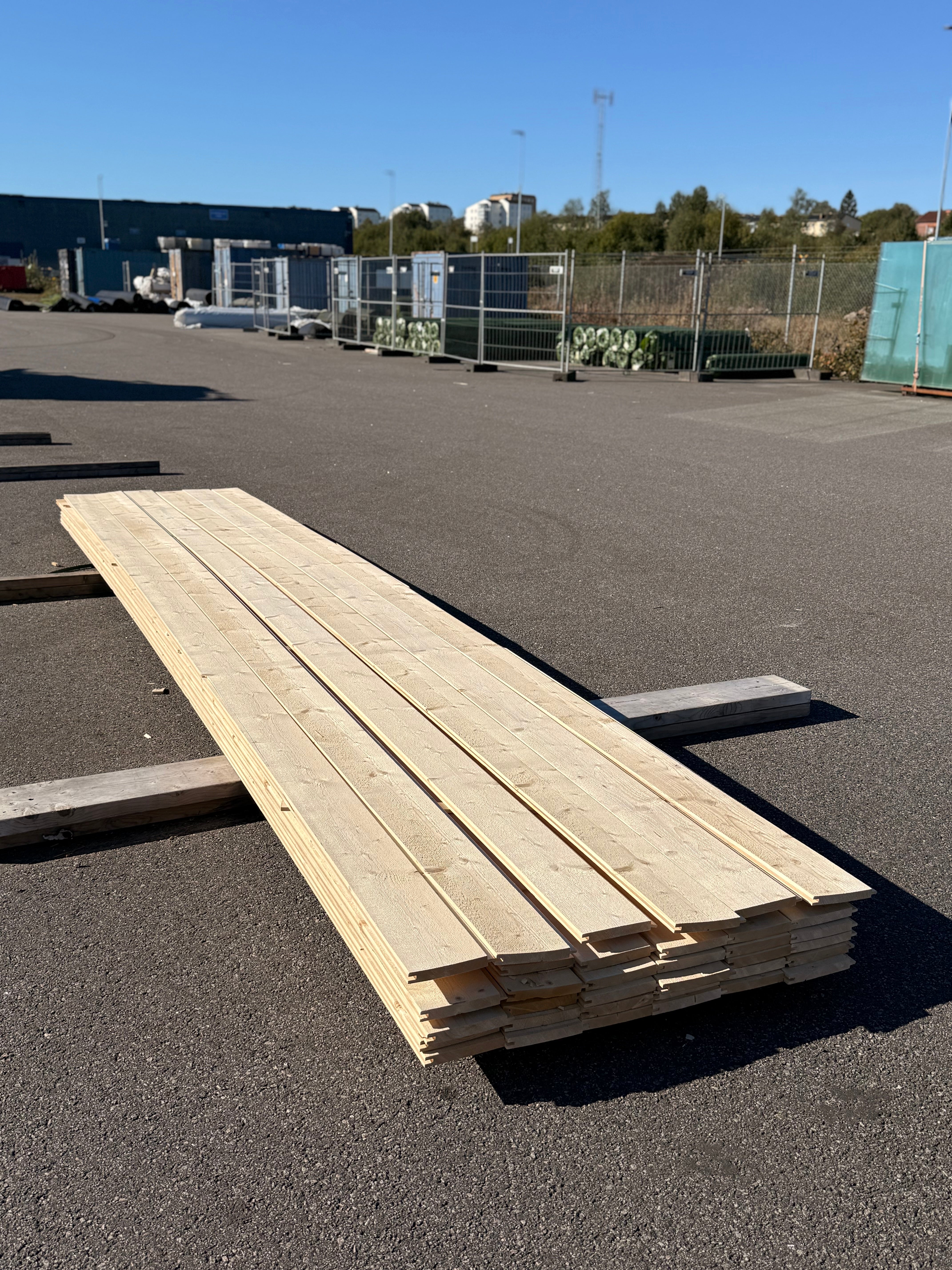Paket Ytterpanel 22x170mm – 35 st (5,40 m, gran, obehandlad)
