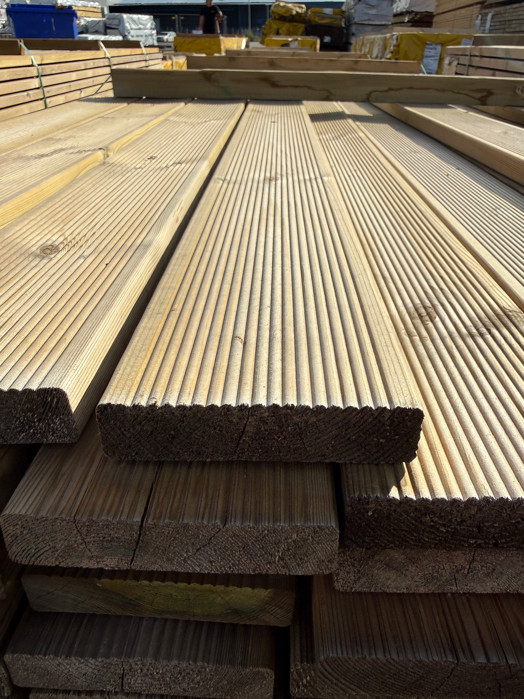 Paket Tryckimpregnerad Rillad Trall 28×120 mm 4,80m 123st (NTR-AB, G4-2)